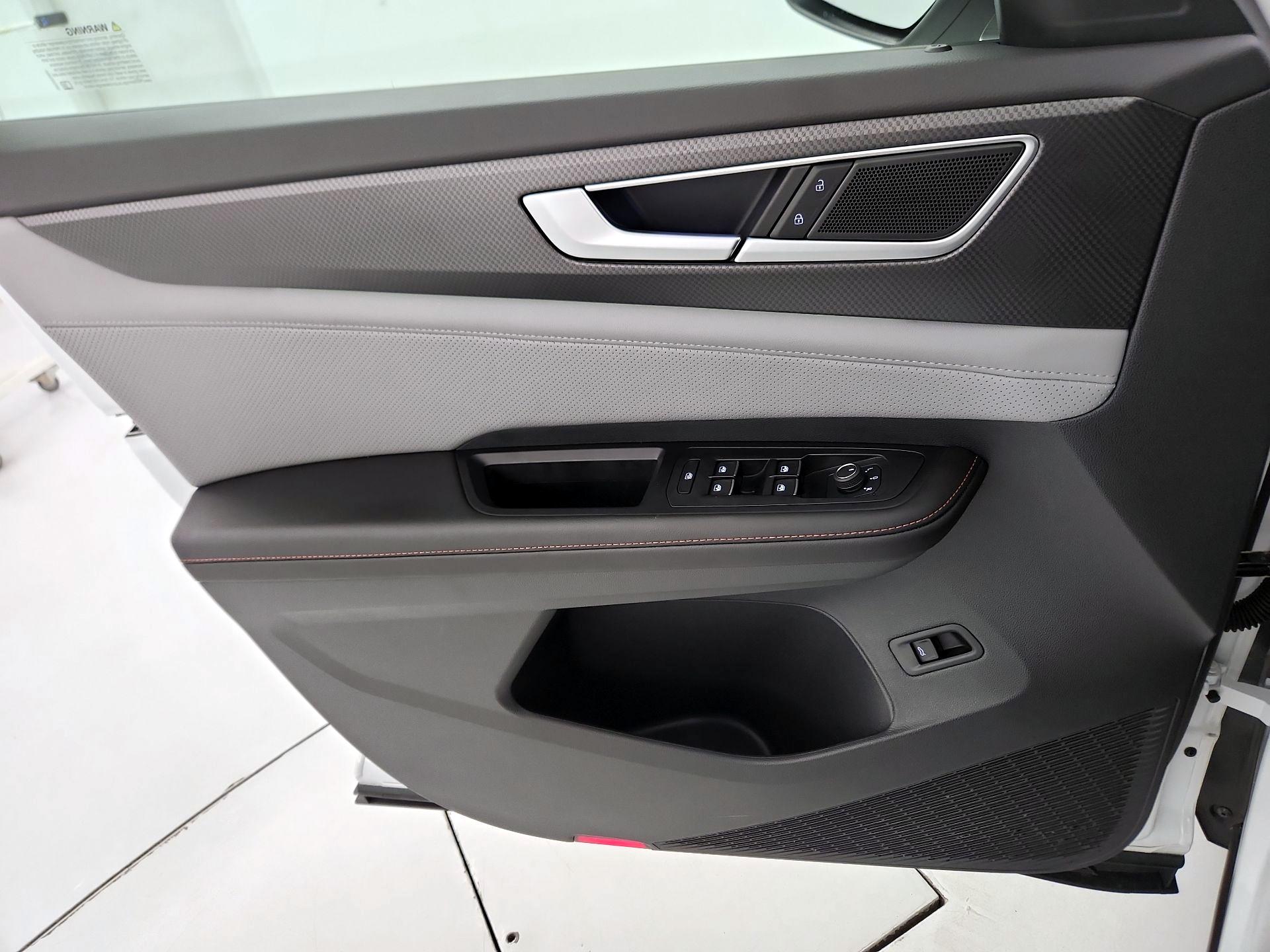 Thumbnail: 2024 Volkswagen Atlas - 12