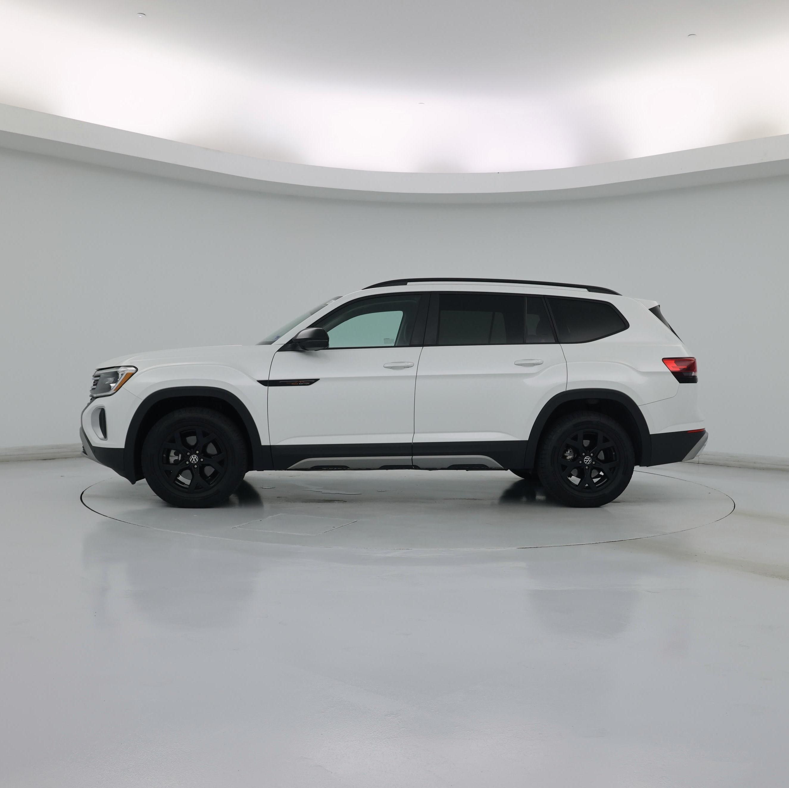 Thumbnail: 2024 Volkswagen Atlas - 3
