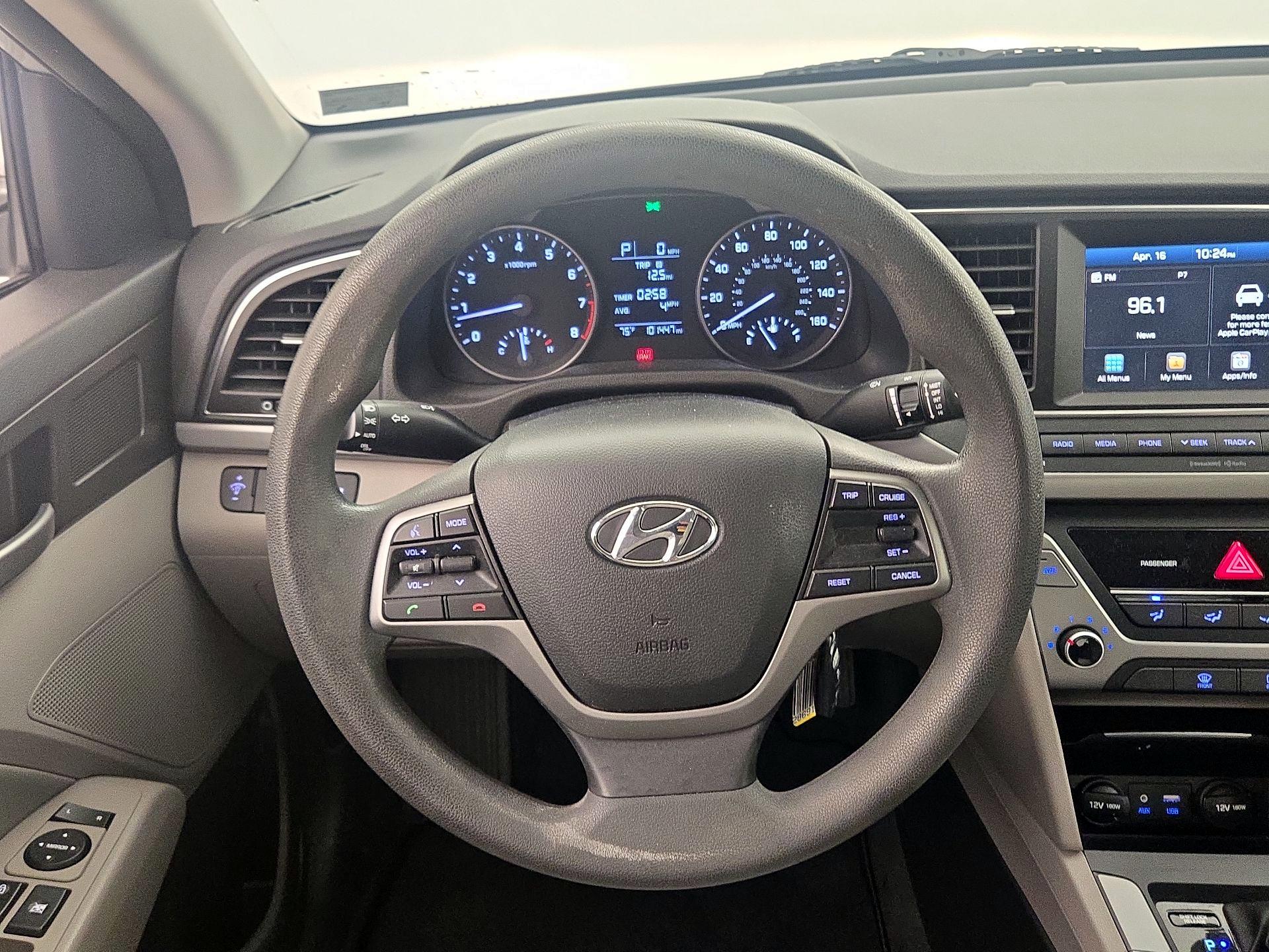 Thumbnail: 2017 Hyundai Elantra - 10