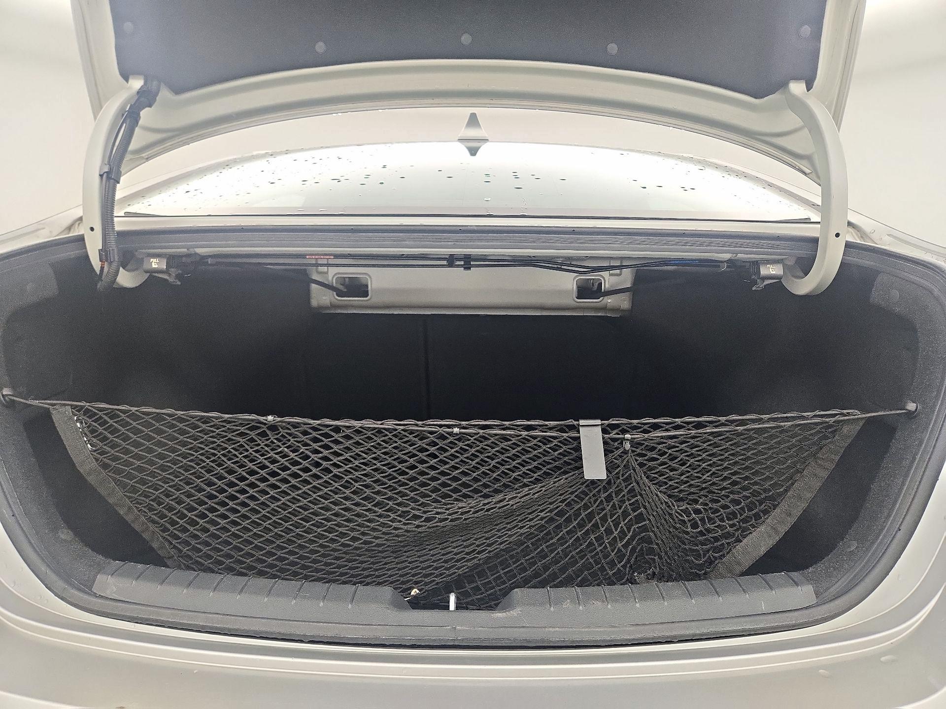 Thumbnail: 2017 Hyundai Elantra - 20