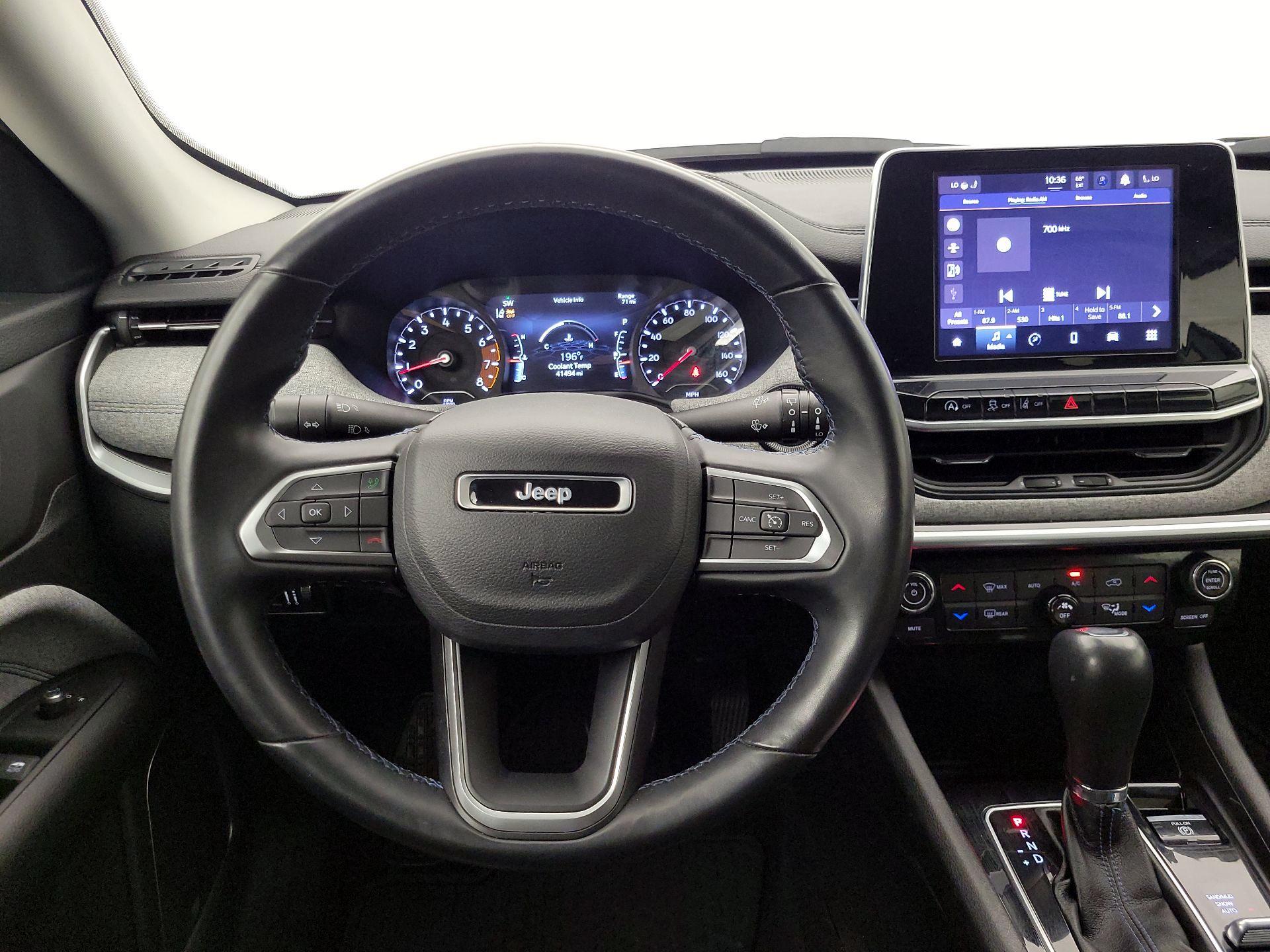 Thumbnail: 2022 Jeep Compass - 10