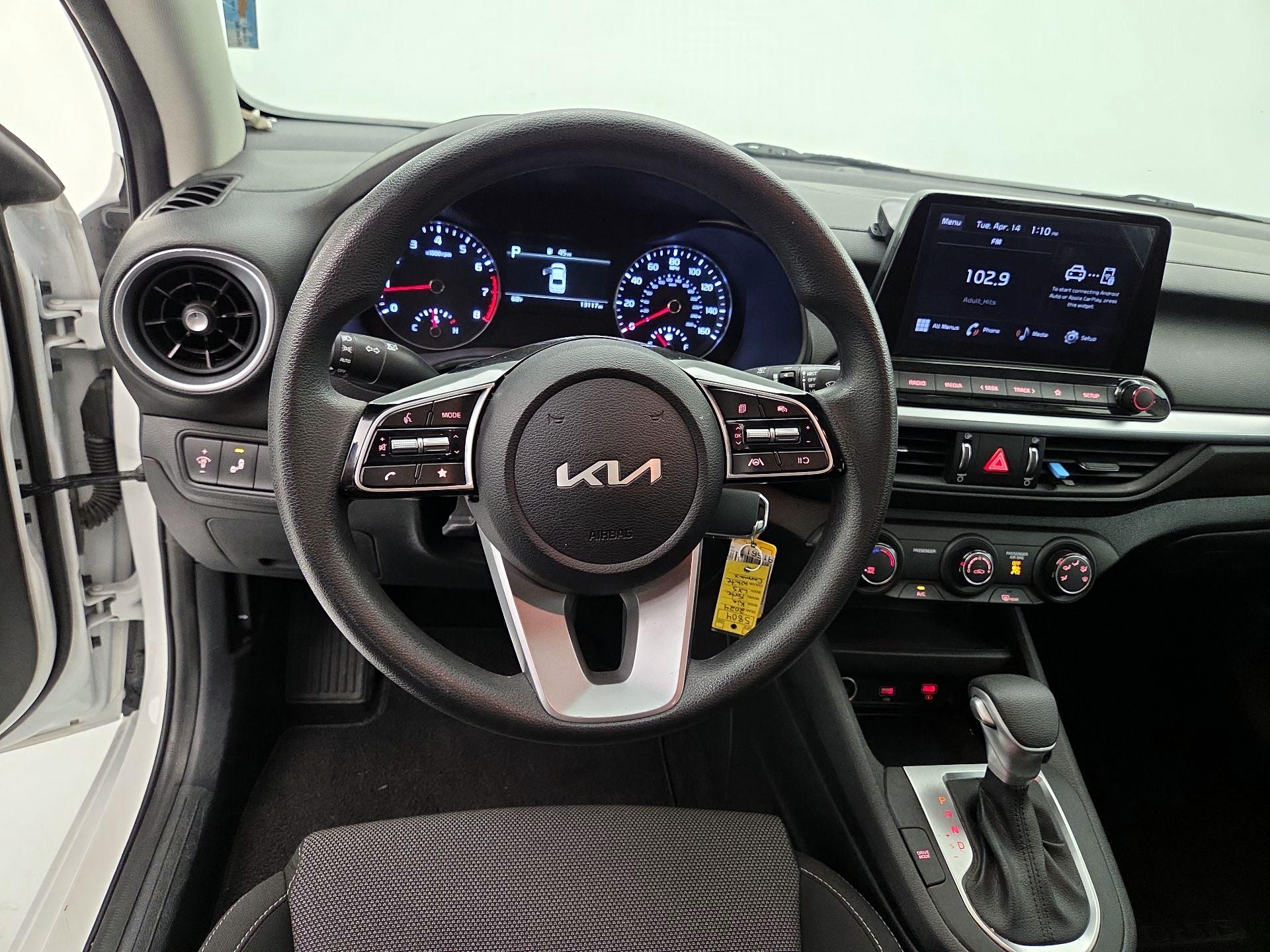 Thumbnail: 2024 Kia Forte - 10