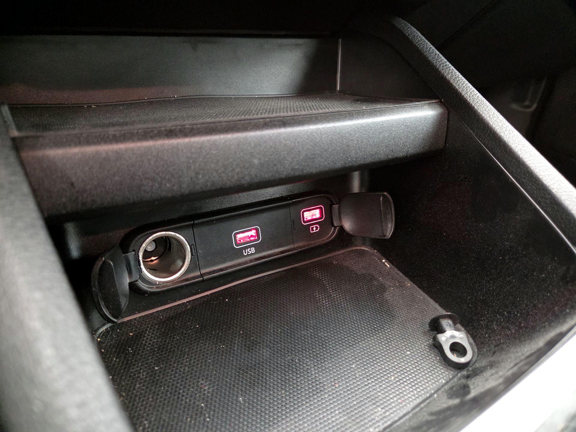 Thumbnail: 2024 Kia Forte - 18