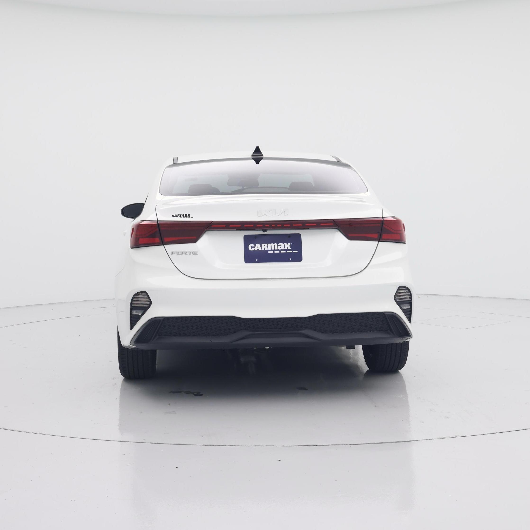 Thumbnail: 2024 Kia Forte - 6