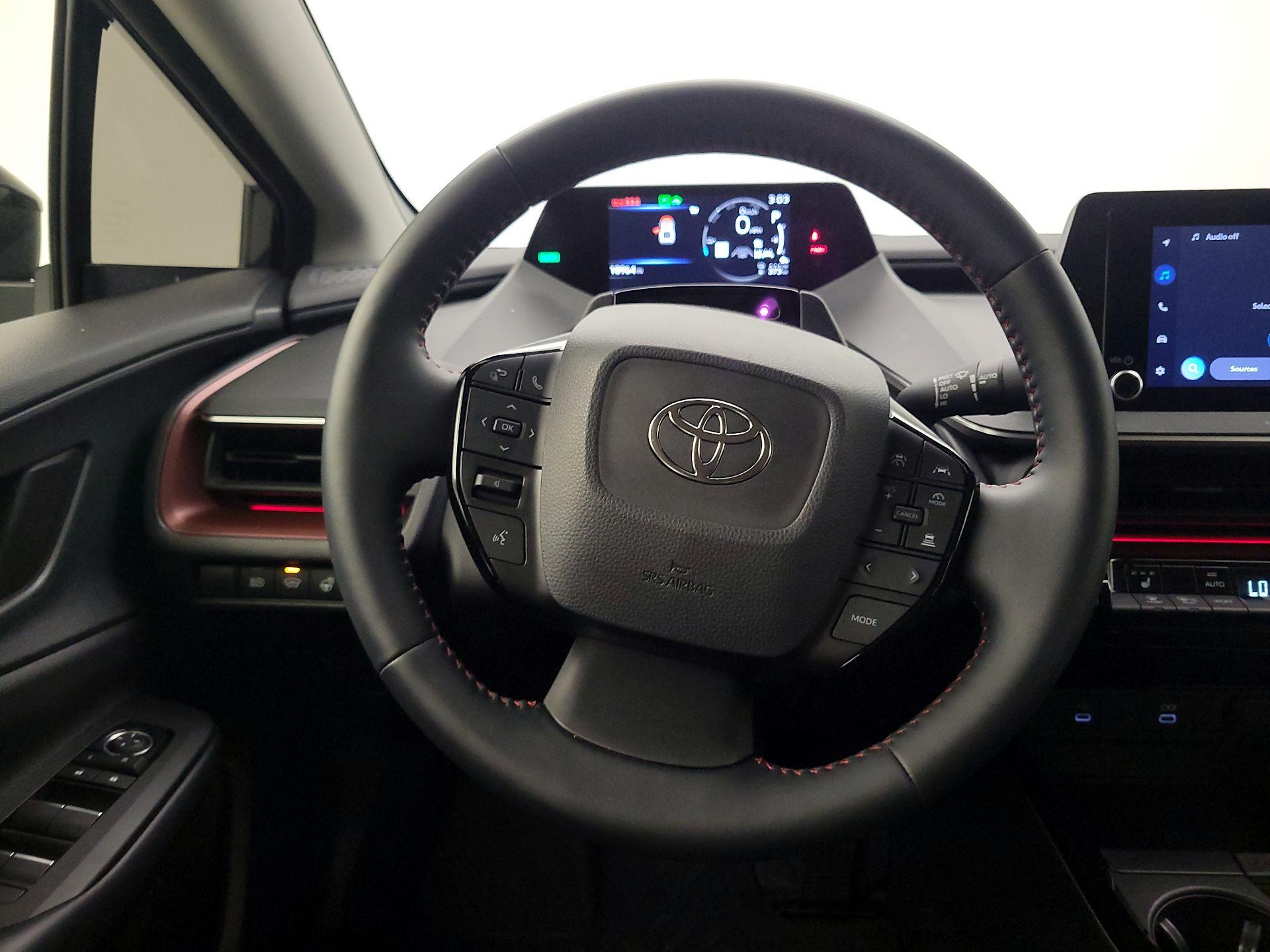 Thumbnail: 2024 Toyota Prius Prime - 10