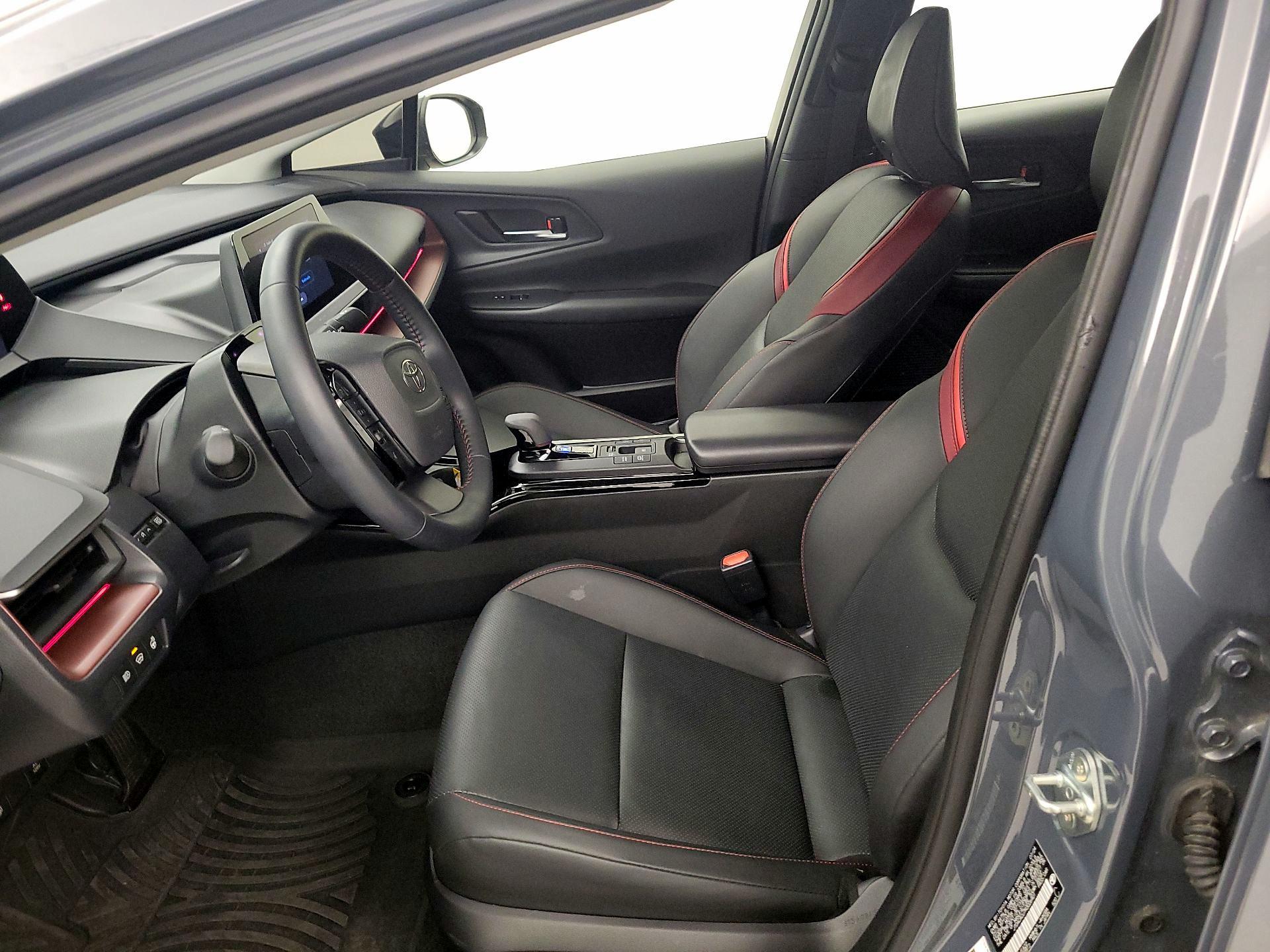 Thumbnail: 2024 Toyota Prius Prime - 11