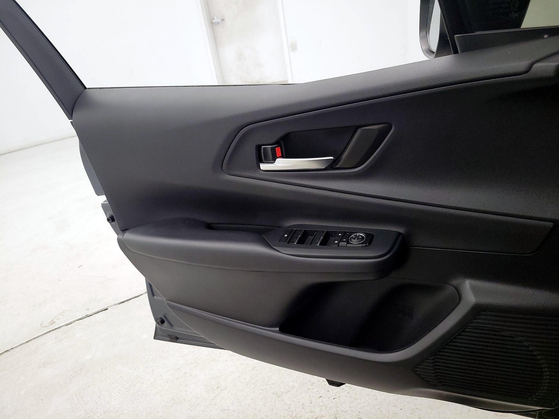 Thumbnail: 2024 Toyota Prius Prime - 12