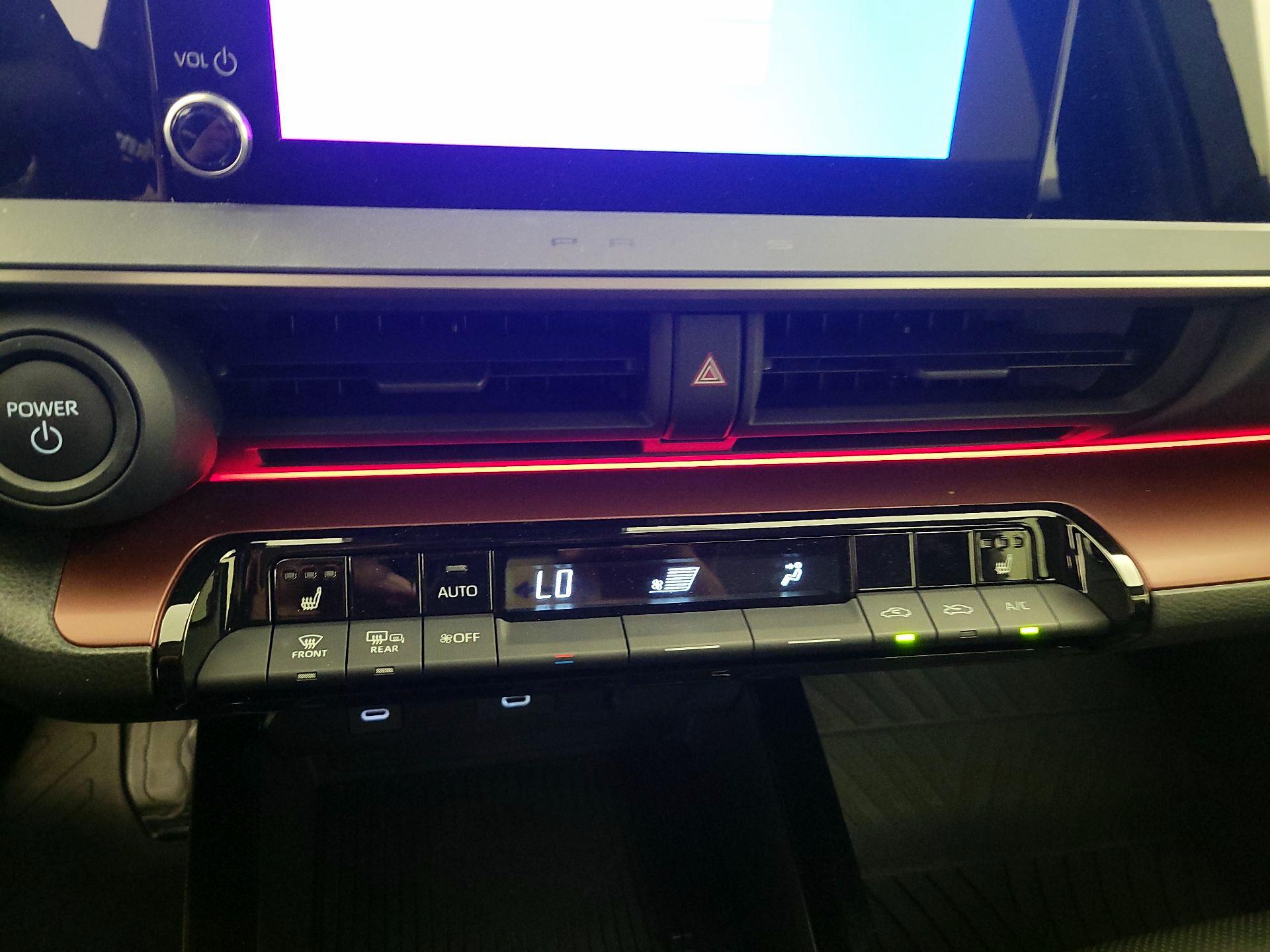 Thumbnail: 2024 Toyota Prius Prime - 16