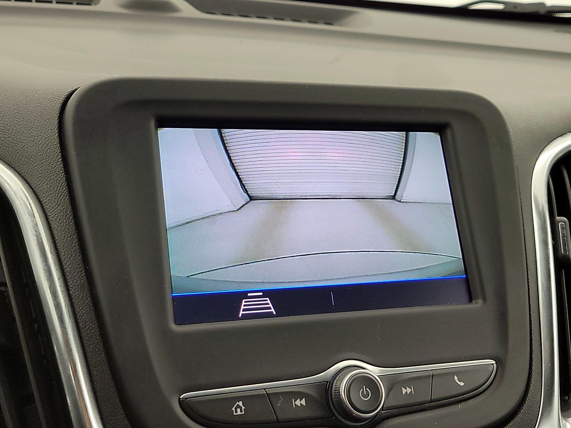 Thumbnail: 2021 Chevrolet Equinox - 14