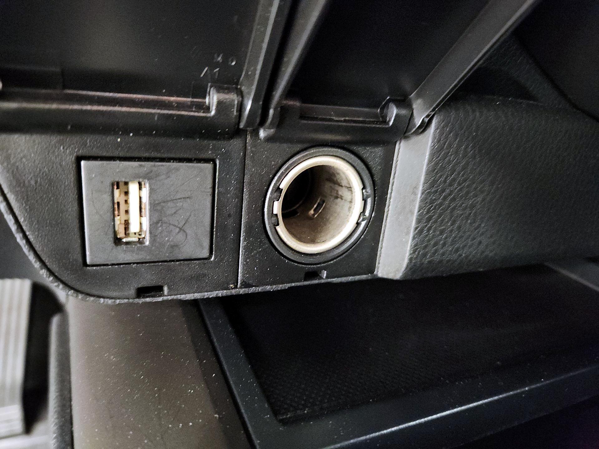 Thumbnail: 2023 Toyota Camry - 18