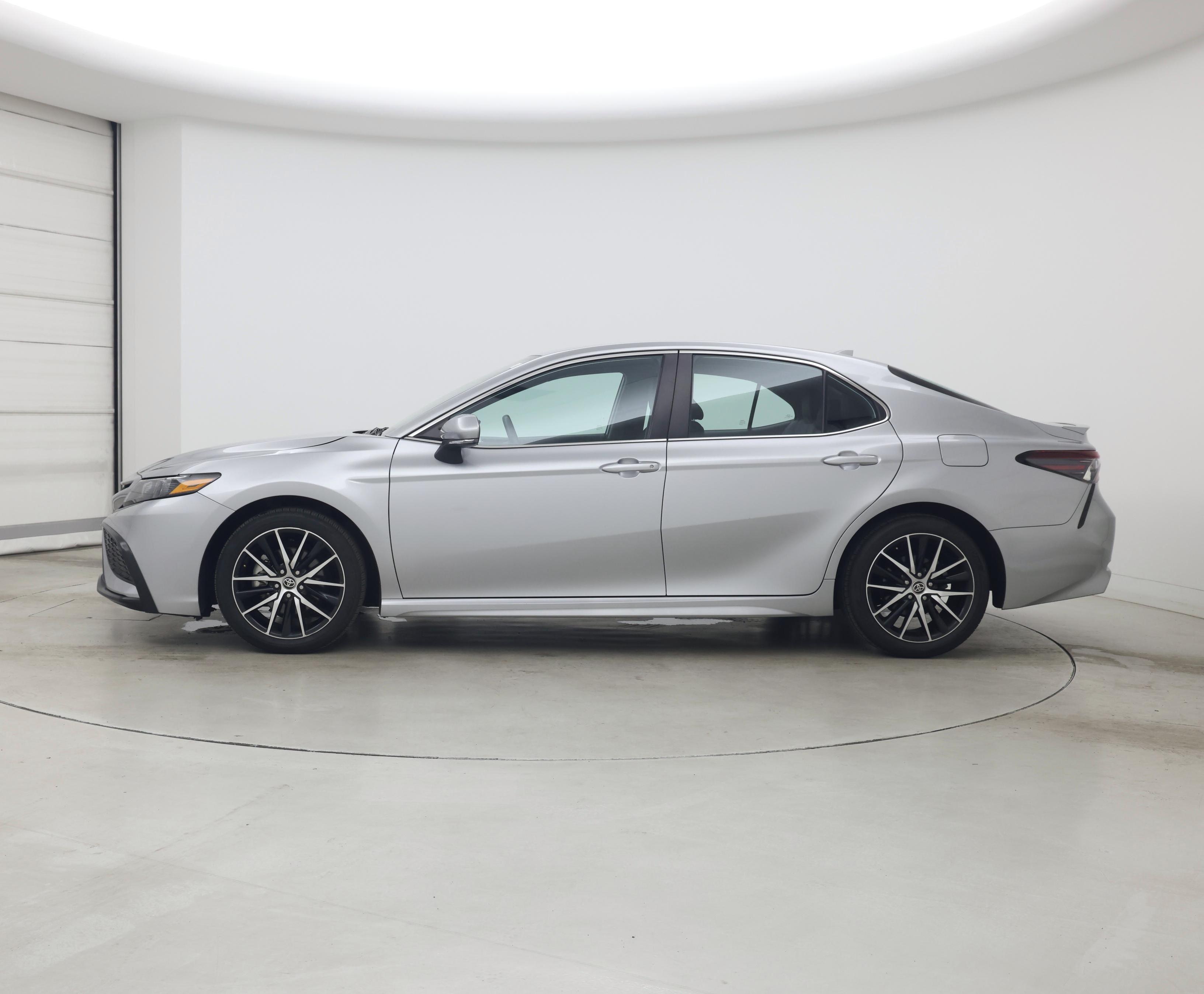 Thumbnail: 2023 Toyota Camry - 3