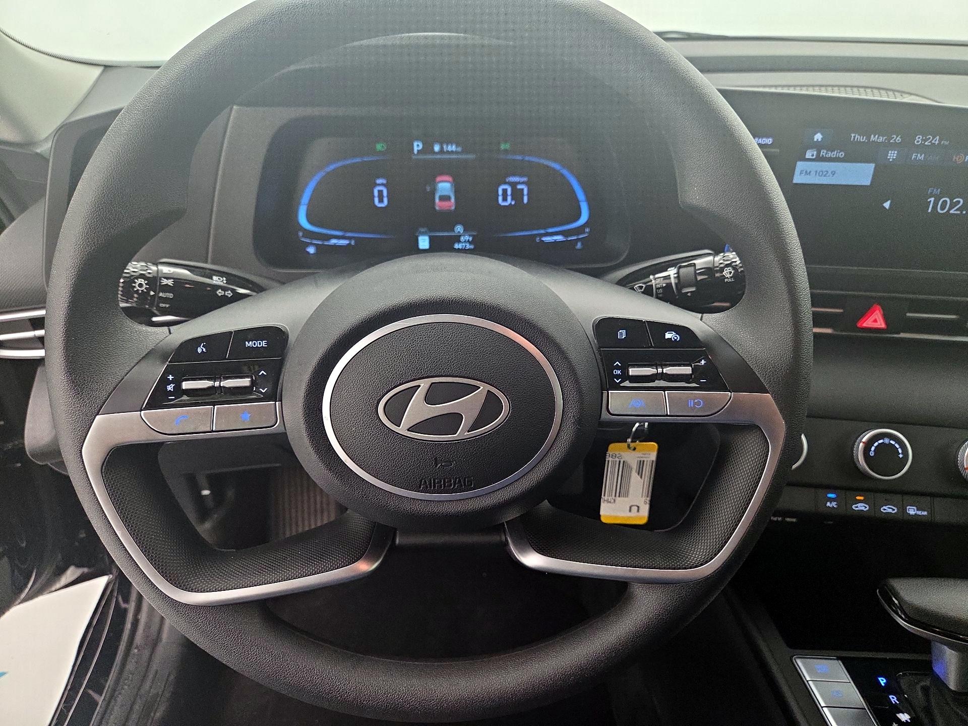 Thumbnail: 2025 Hyundai Elantra - 10