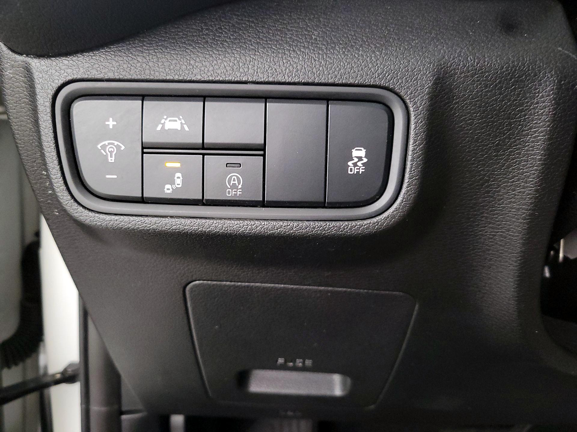 Thumbnail: 2021 Kia Soul - 13