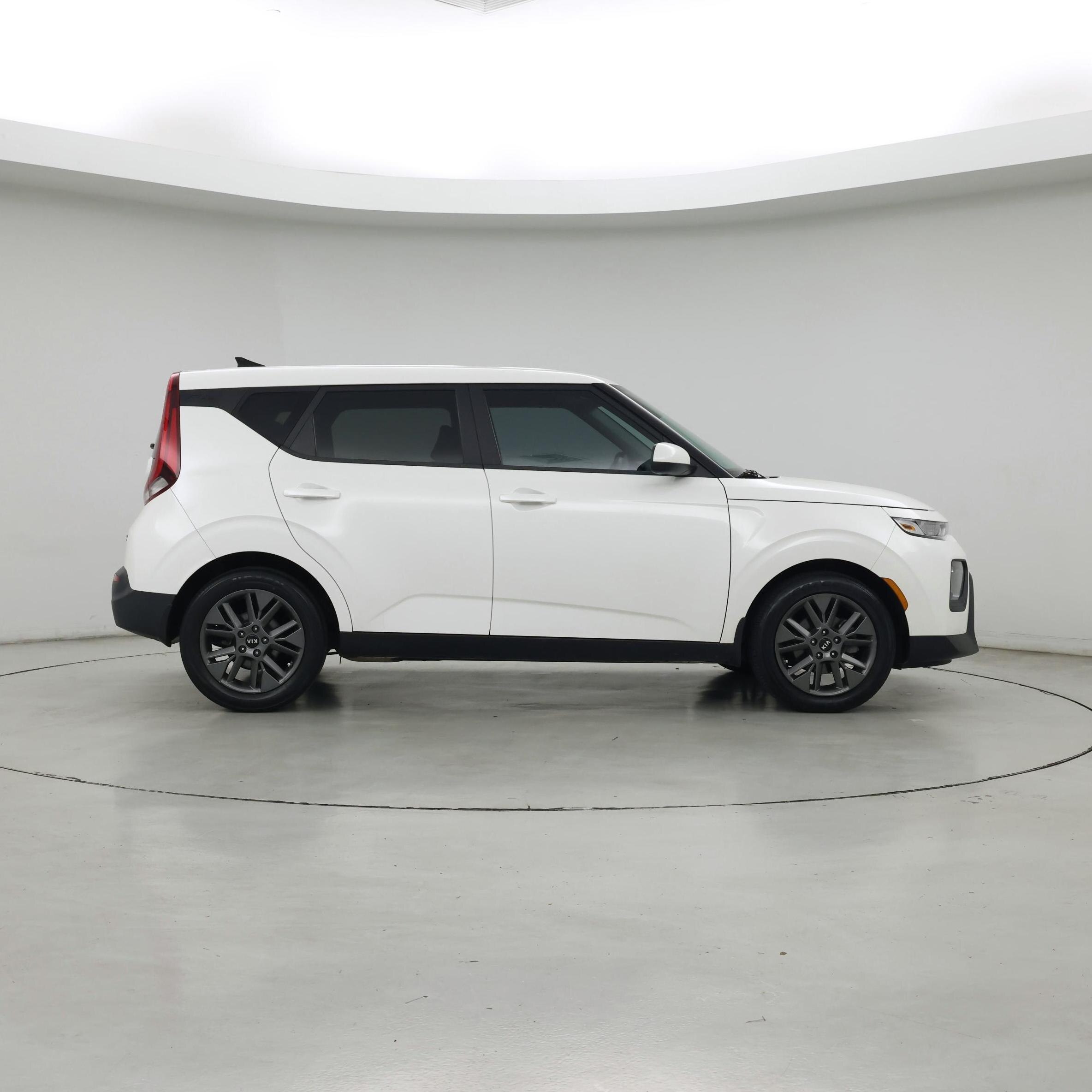 Thumbnail: 2021 Kia Soul - 7