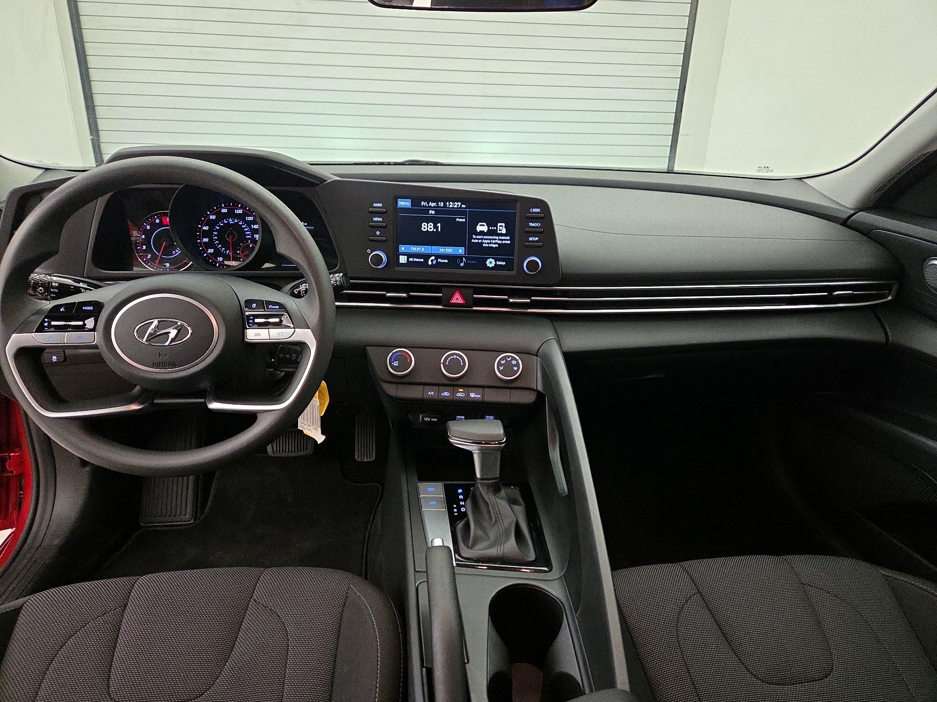 Thumbnail: 2021 Hyundai Elantra - 9