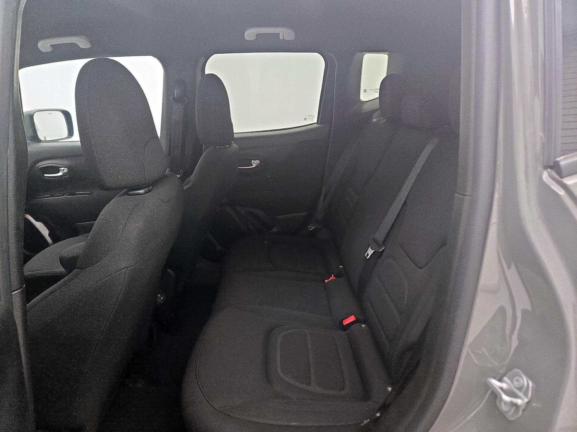 Thumbnail: 2021 Jeep Renegade - 20