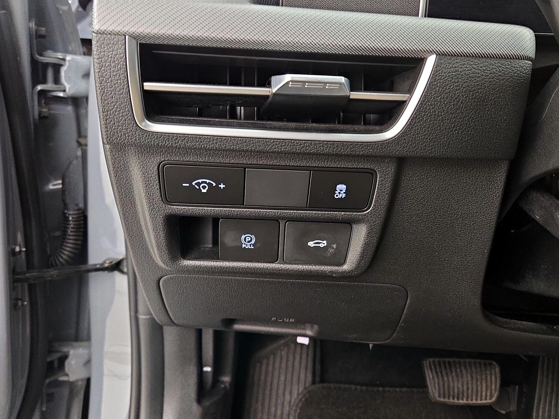 Thumbnail: 2024 Hyundai Sonata - 13