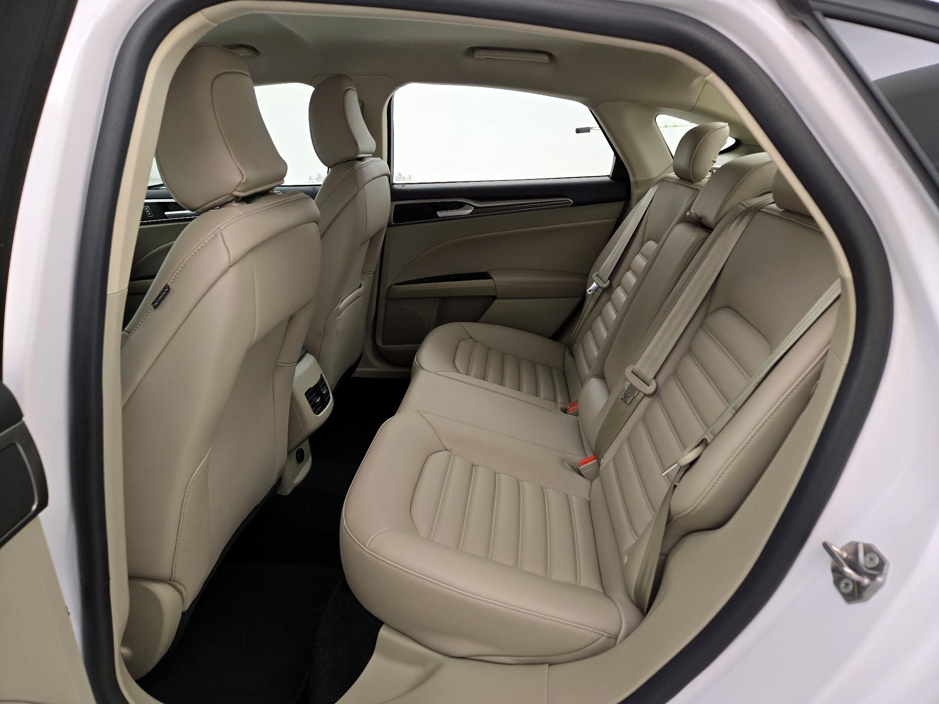 Thumbnail: 2020 Ford Fusion - 19