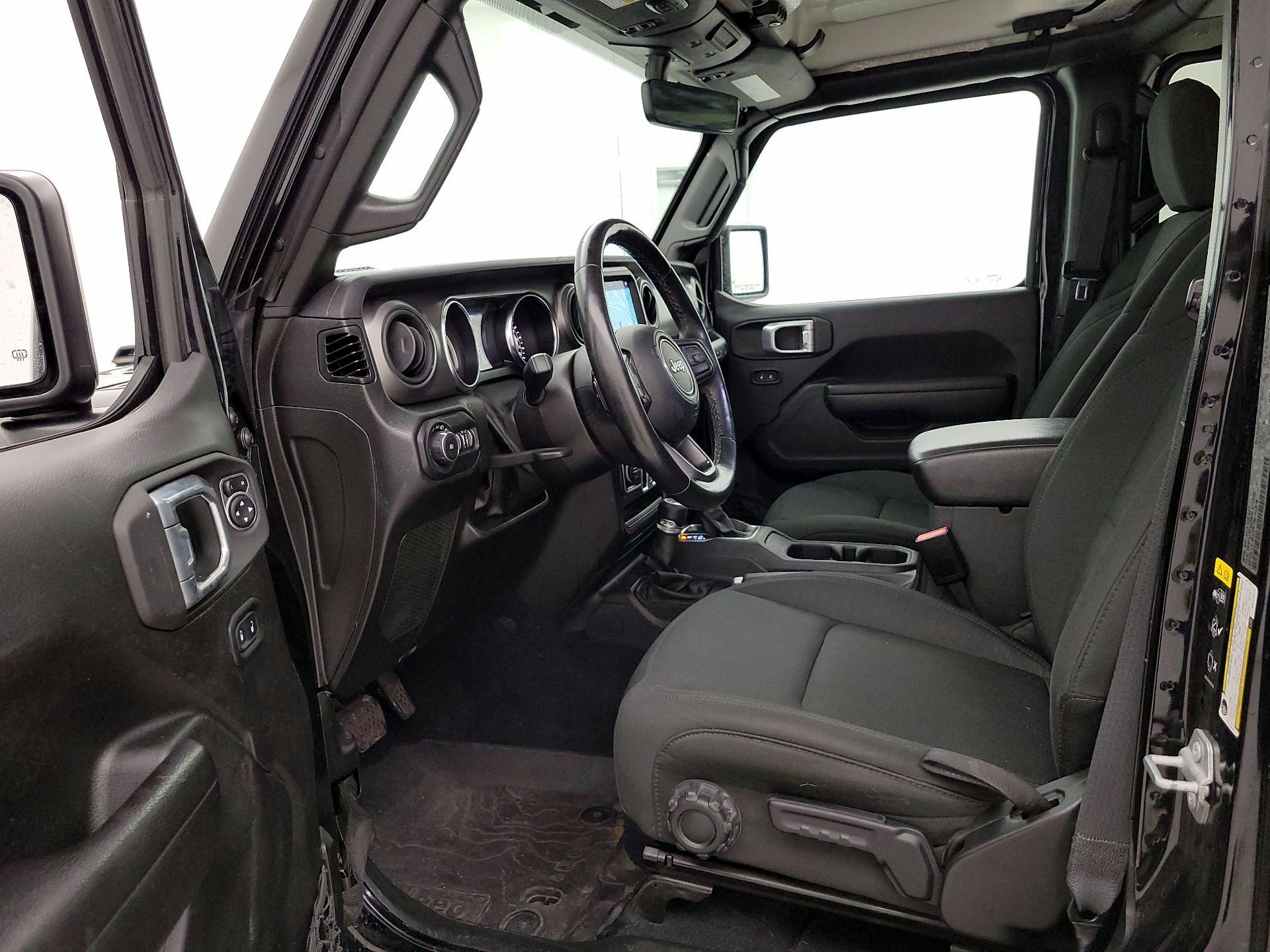 Thumbnail: 2022 Jeep Wrangler - 11