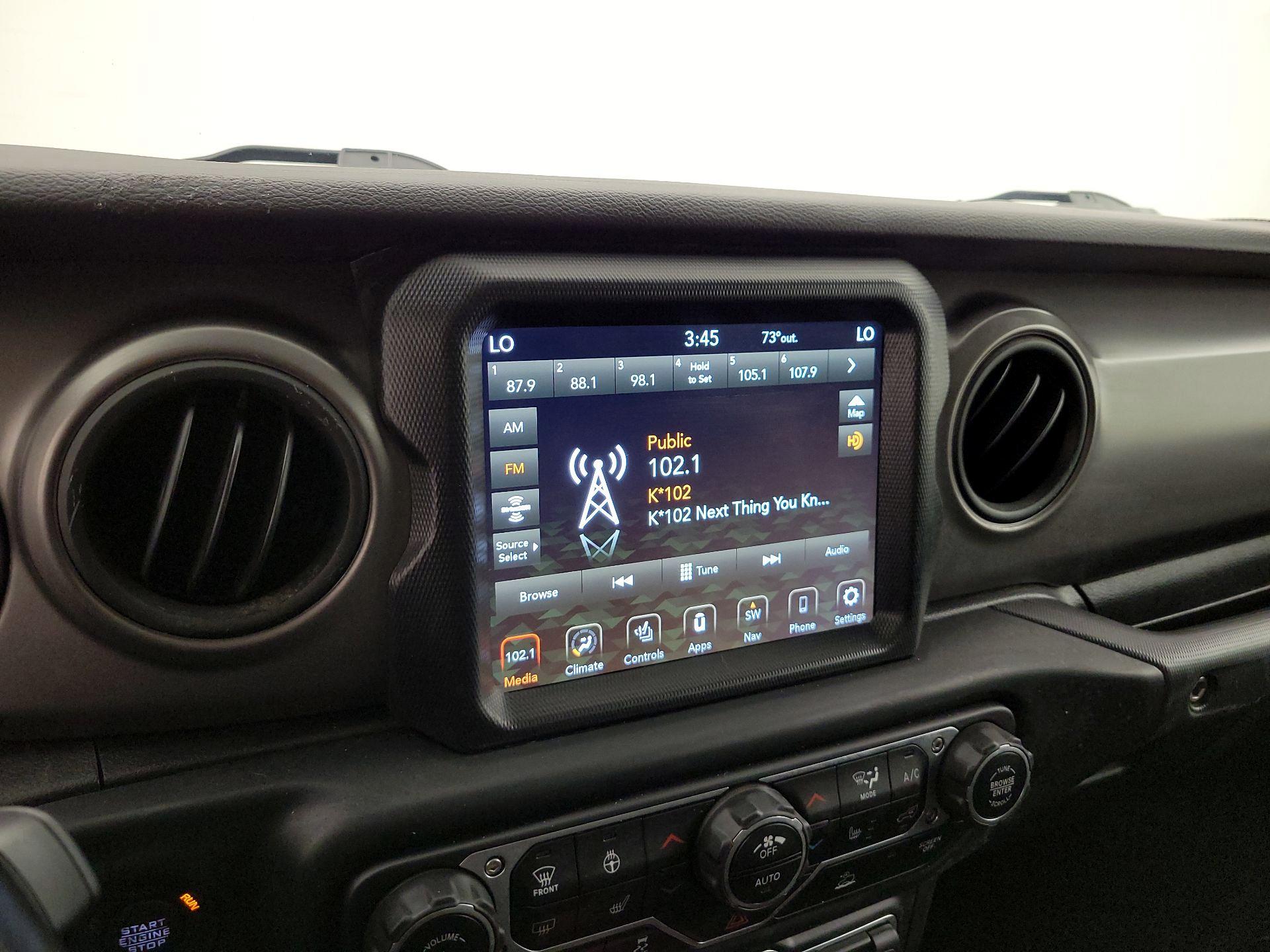 Thumbnail: 2022 Jeep Wrangler - 16