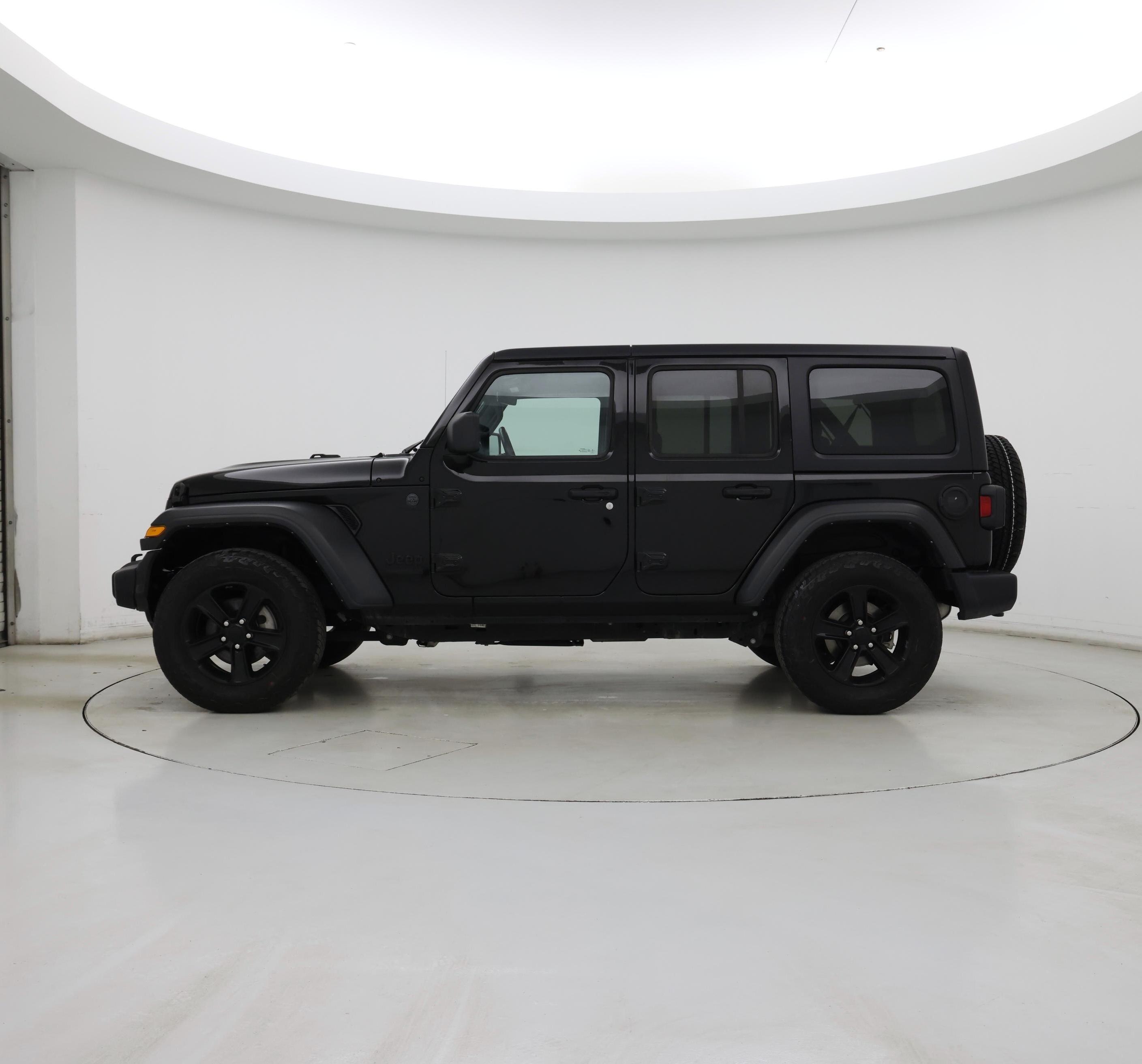 Thumbnail: 2022 Jeep Wrangler - 3