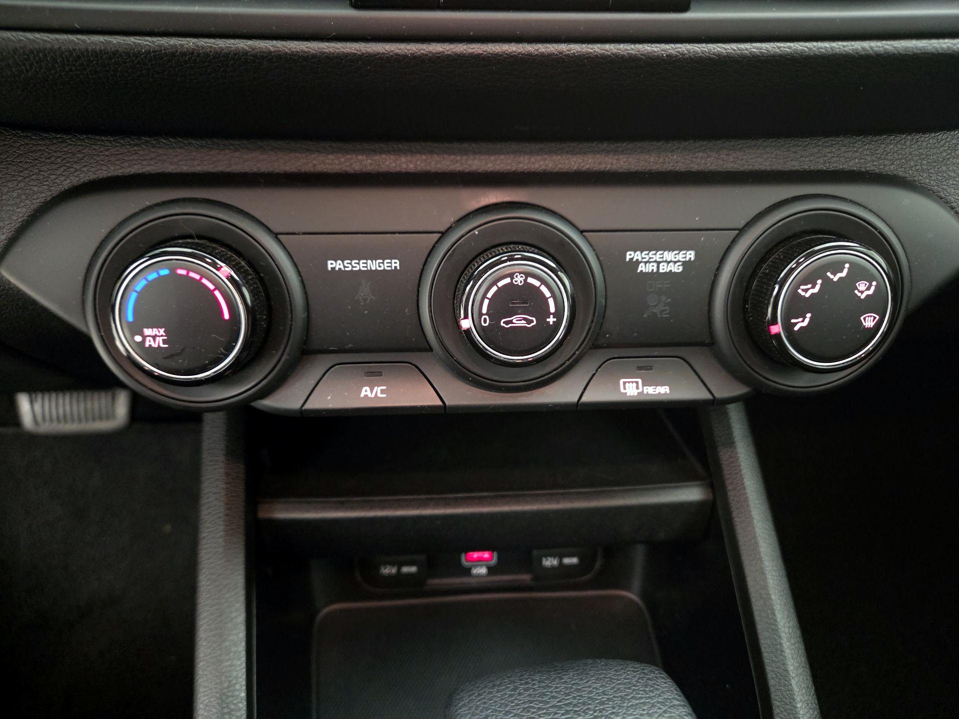 Thumbnail: 2023 Kia Forte - 15