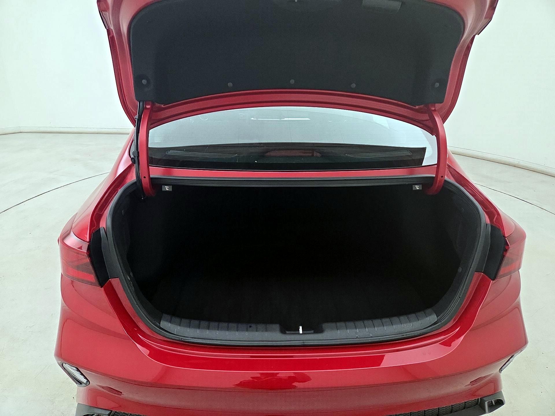 Thumbnail: 2023 Kia Forte - 19