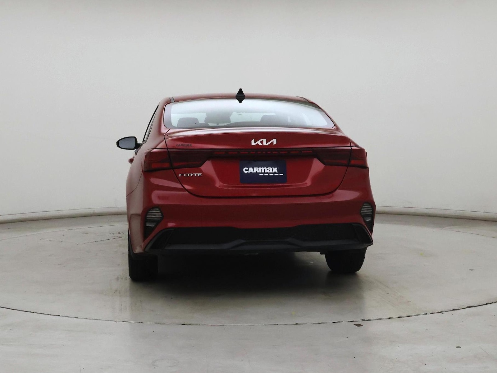 2023 Kia Forte LXS - Photo 7