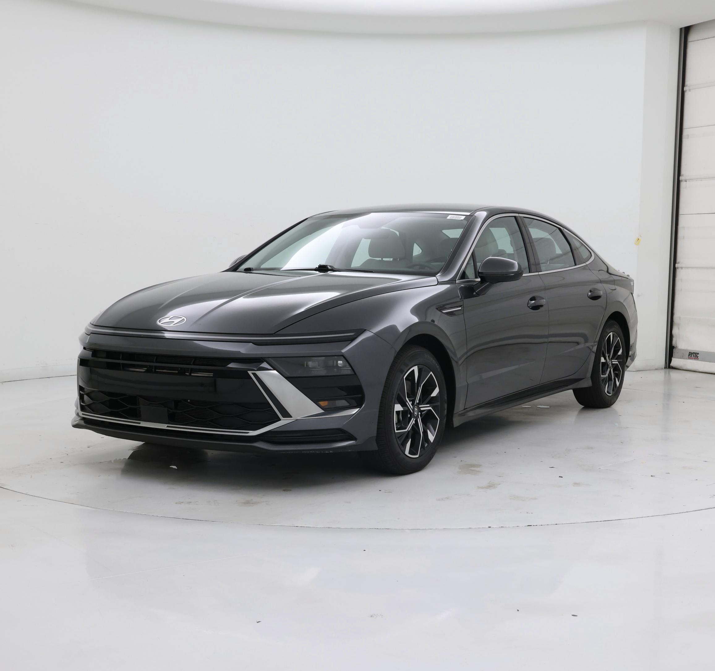 Thumbnail: 2025 Hyundai Sonata - 4