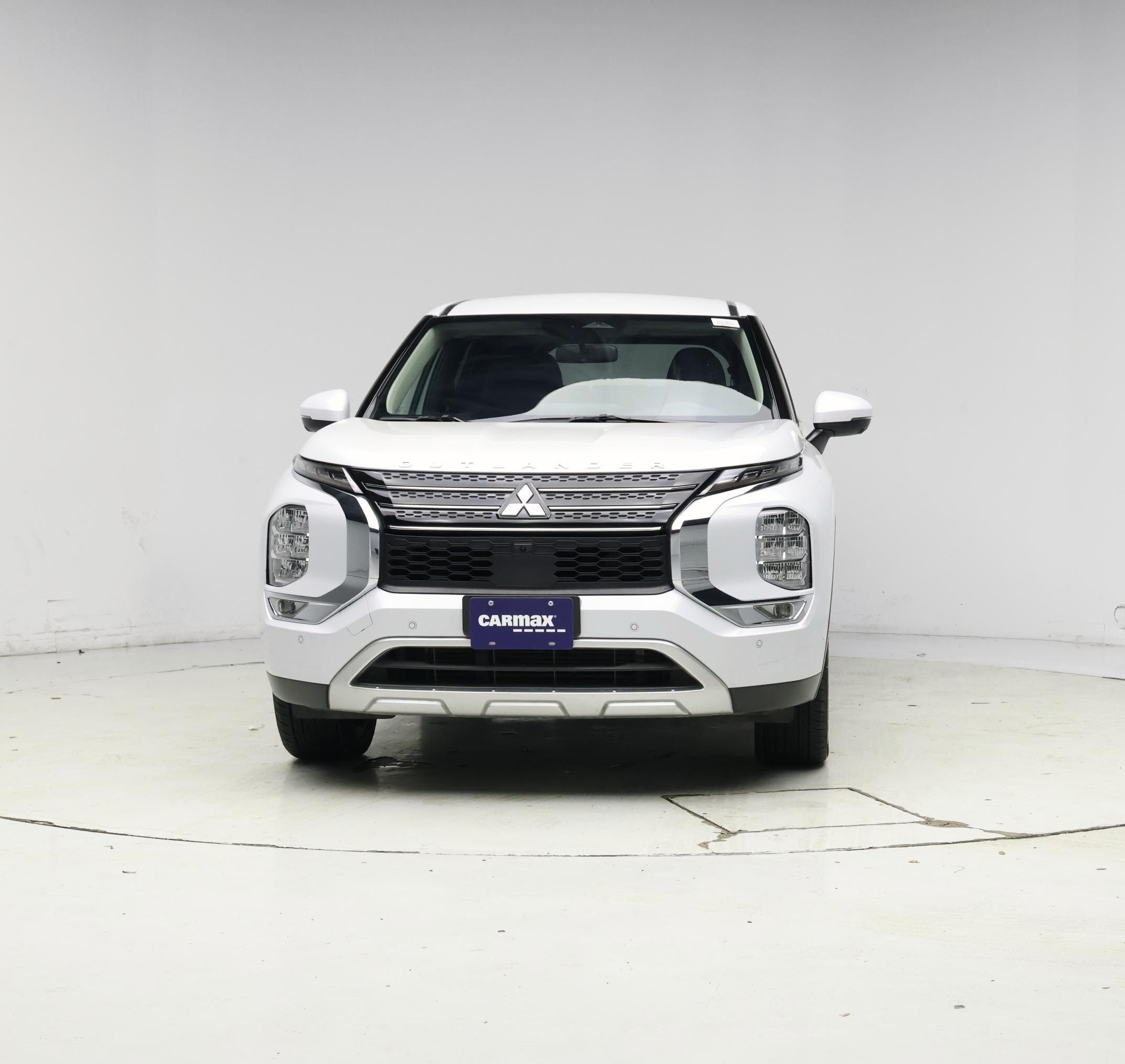 Thumbnail: 2024 Mitsubishi Outlander - 5