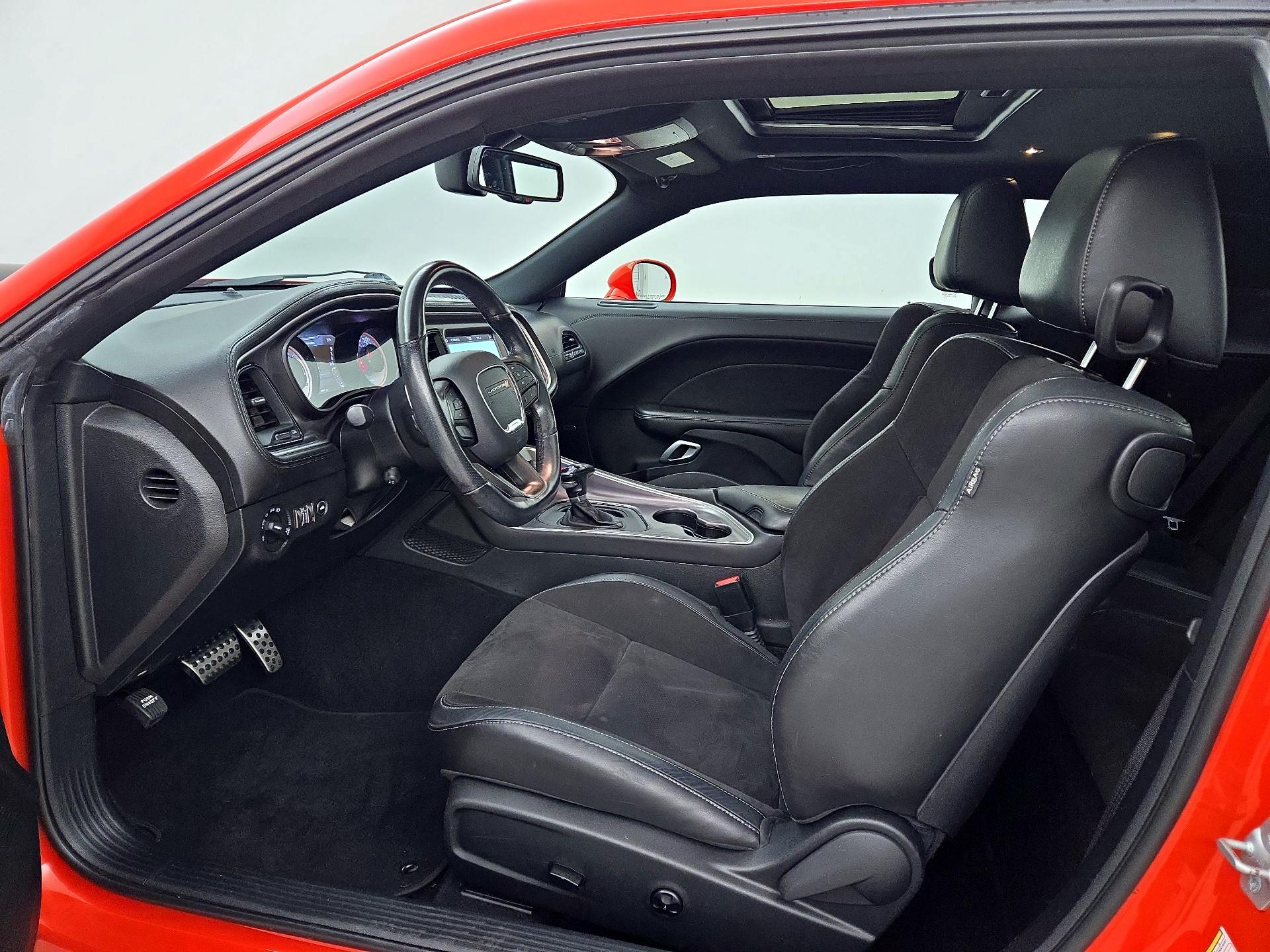 Thumbnail: 2020 Dodge Challenger - 11