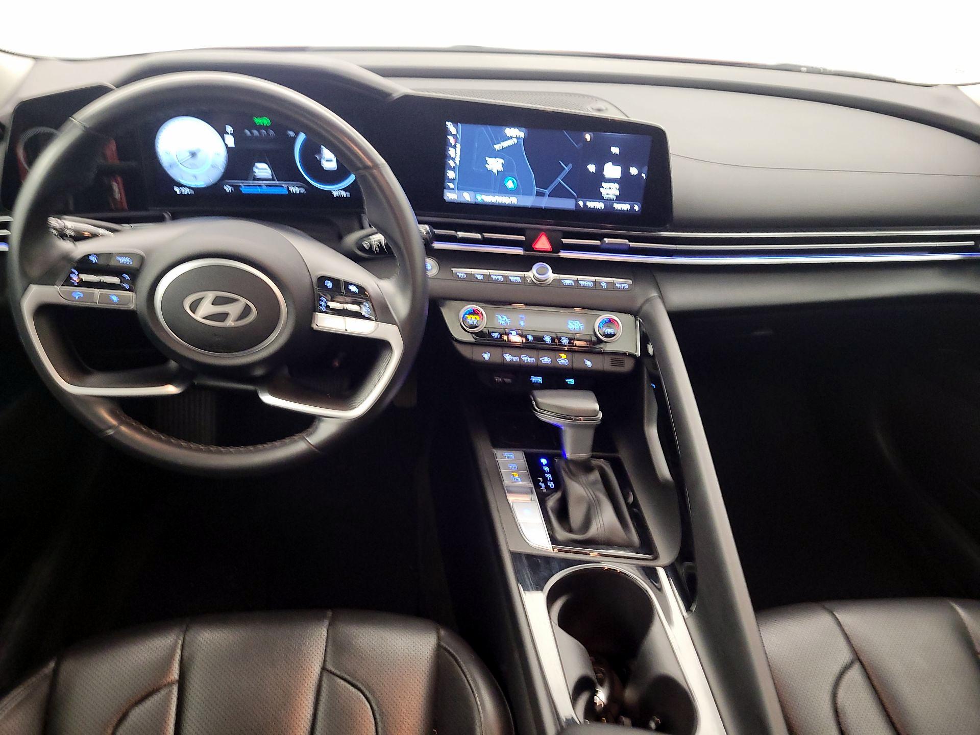 Thumbnail: 2024 Hyundai Elantra - 9