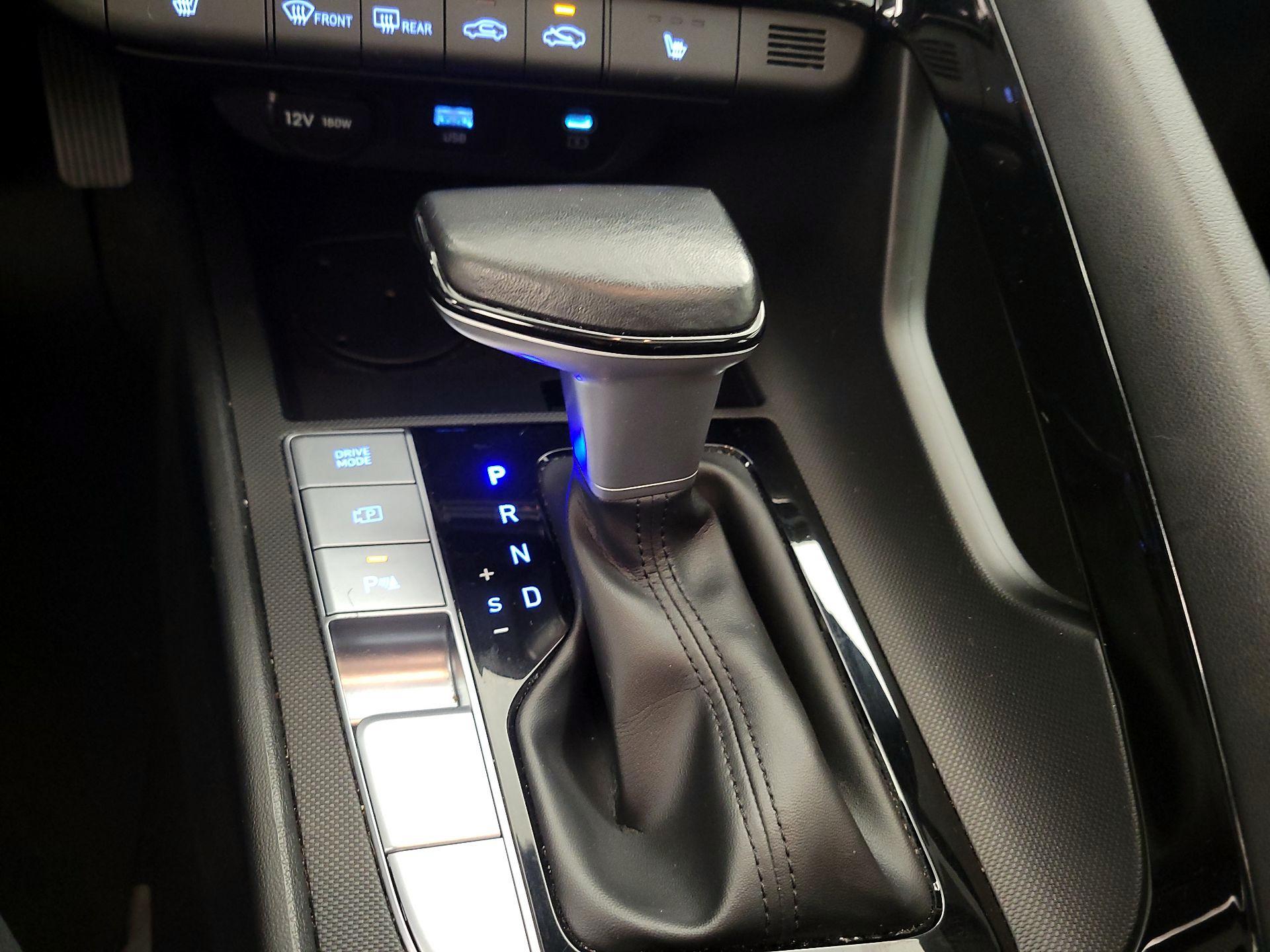 Thumbnail: 2024 Hyundai Elantra - 18
