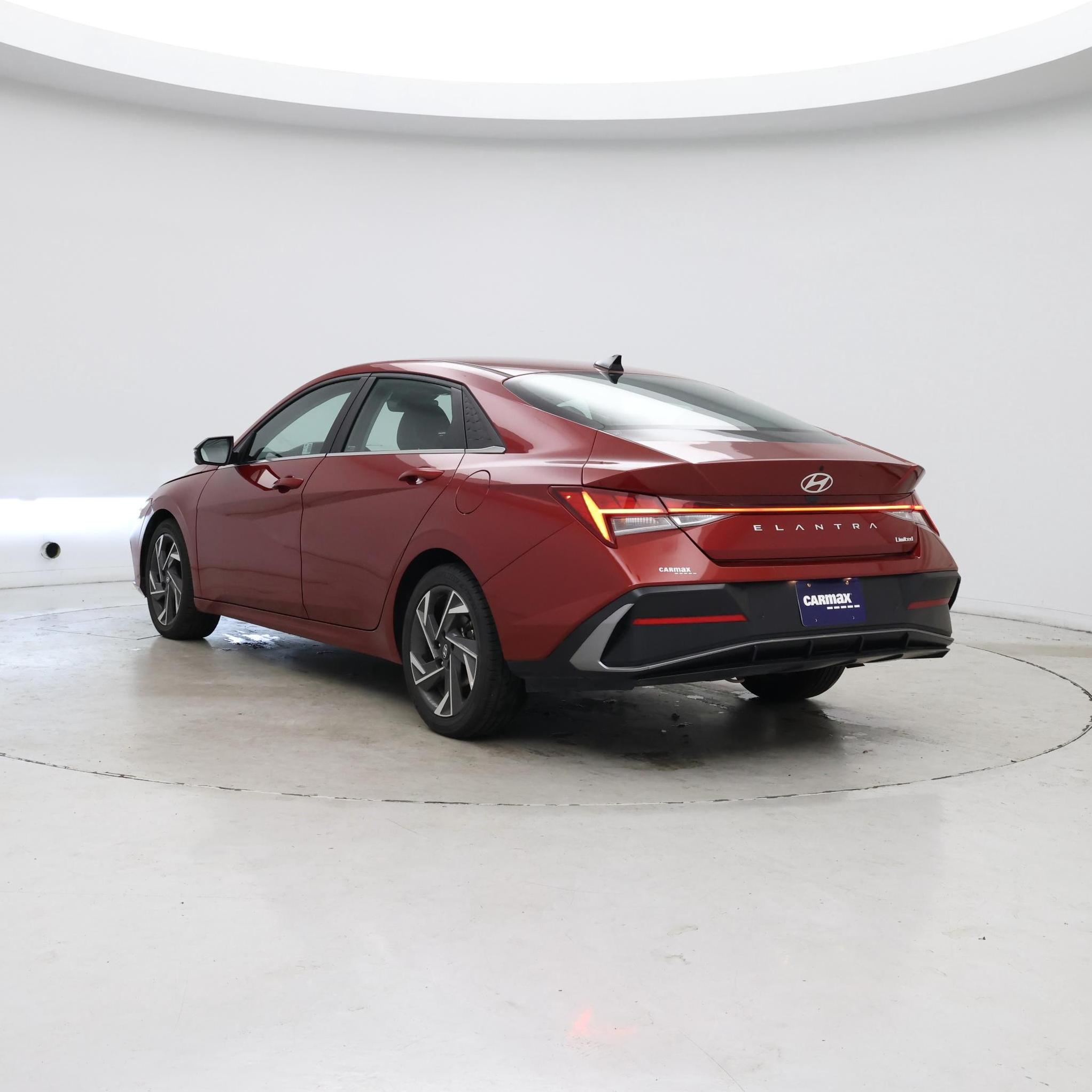 Thumbnail: 2024 Hyundai Elantra - 2