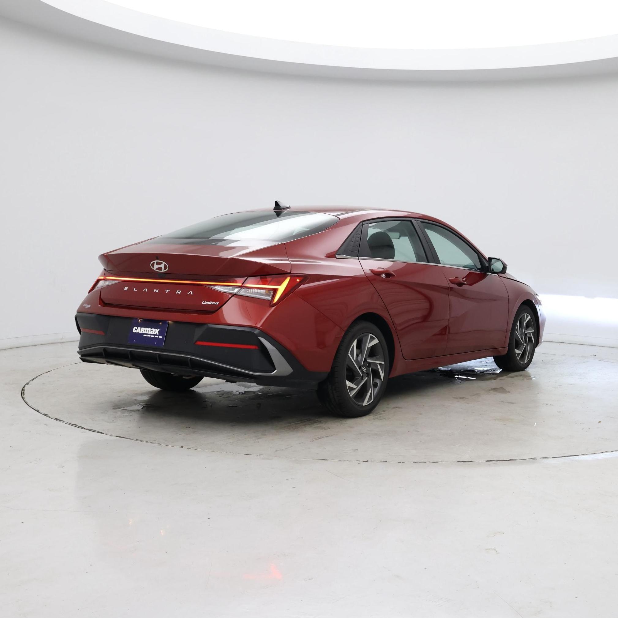 Thumbnail: 2024 Hyundai Elantra - 8