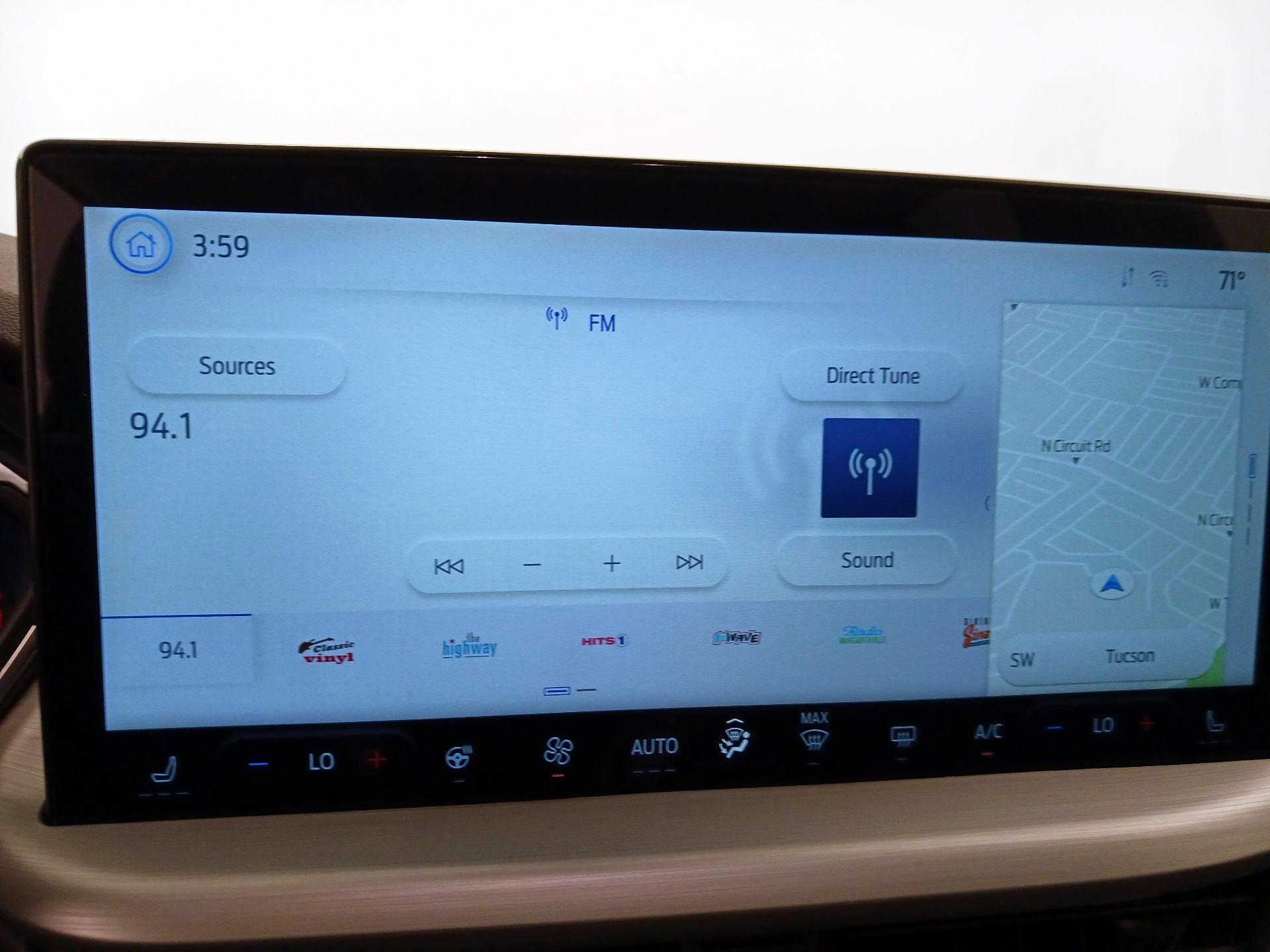 Thumbnail: 2024 Ford Escape - 16