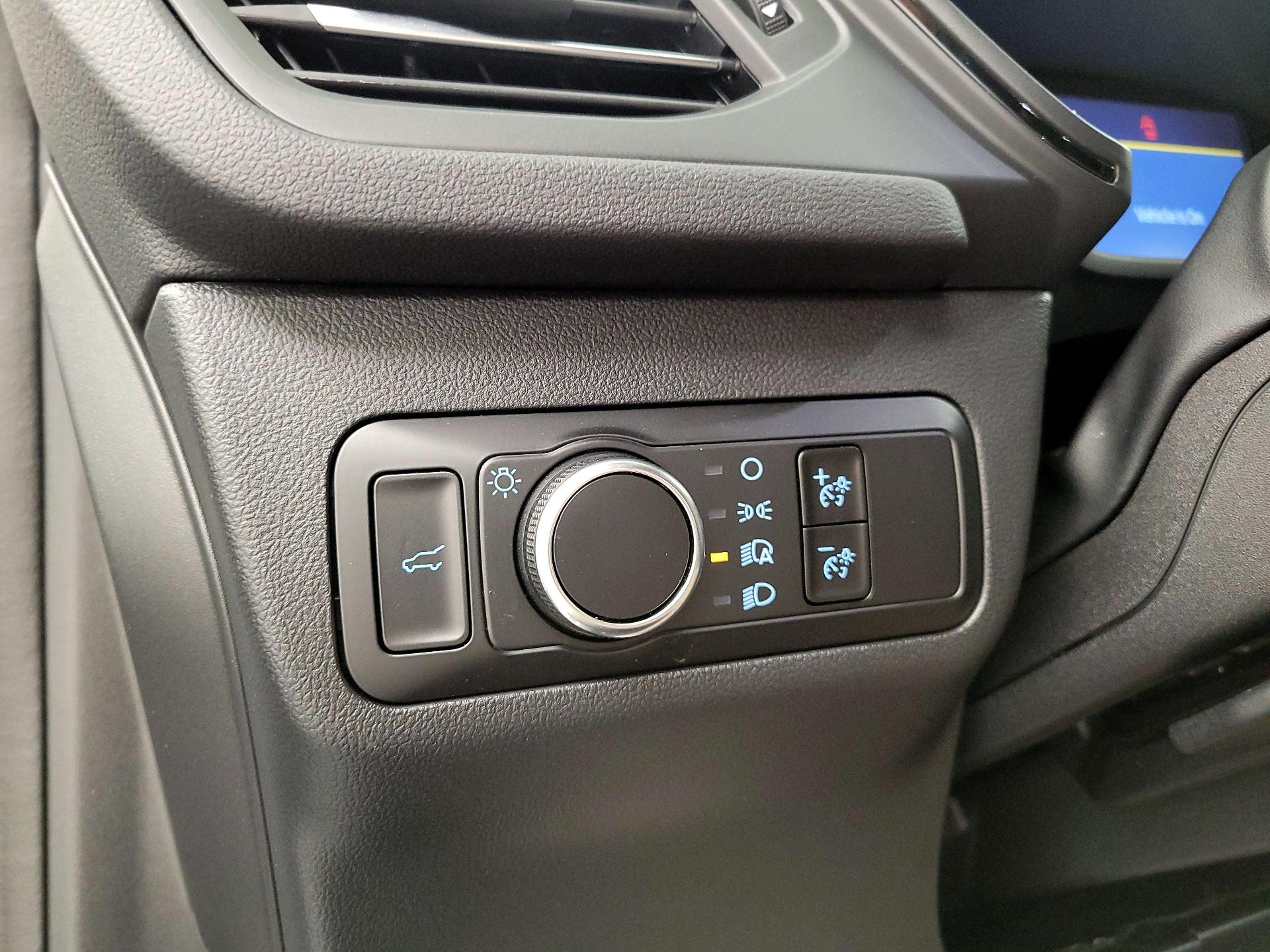 Thumbnail: 2023 Ford Escape - 13