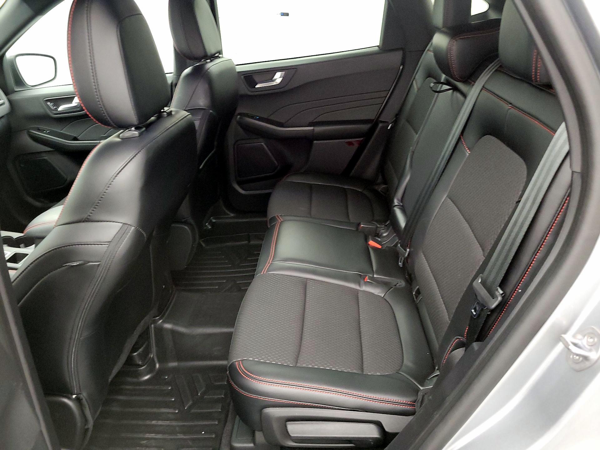 Thumbnail: 2023 Ford Escape - 20