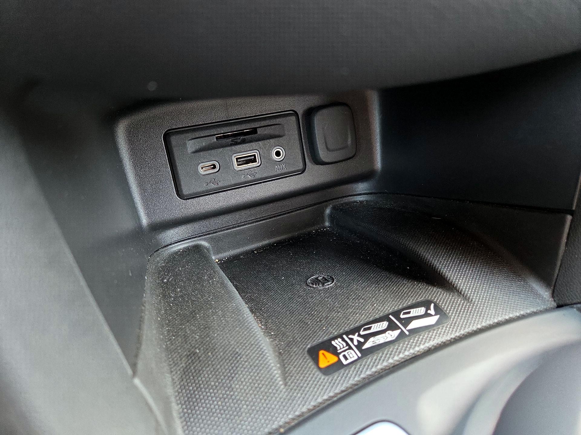 Thumbnail: 2021 Chevrolet Equinox - 18