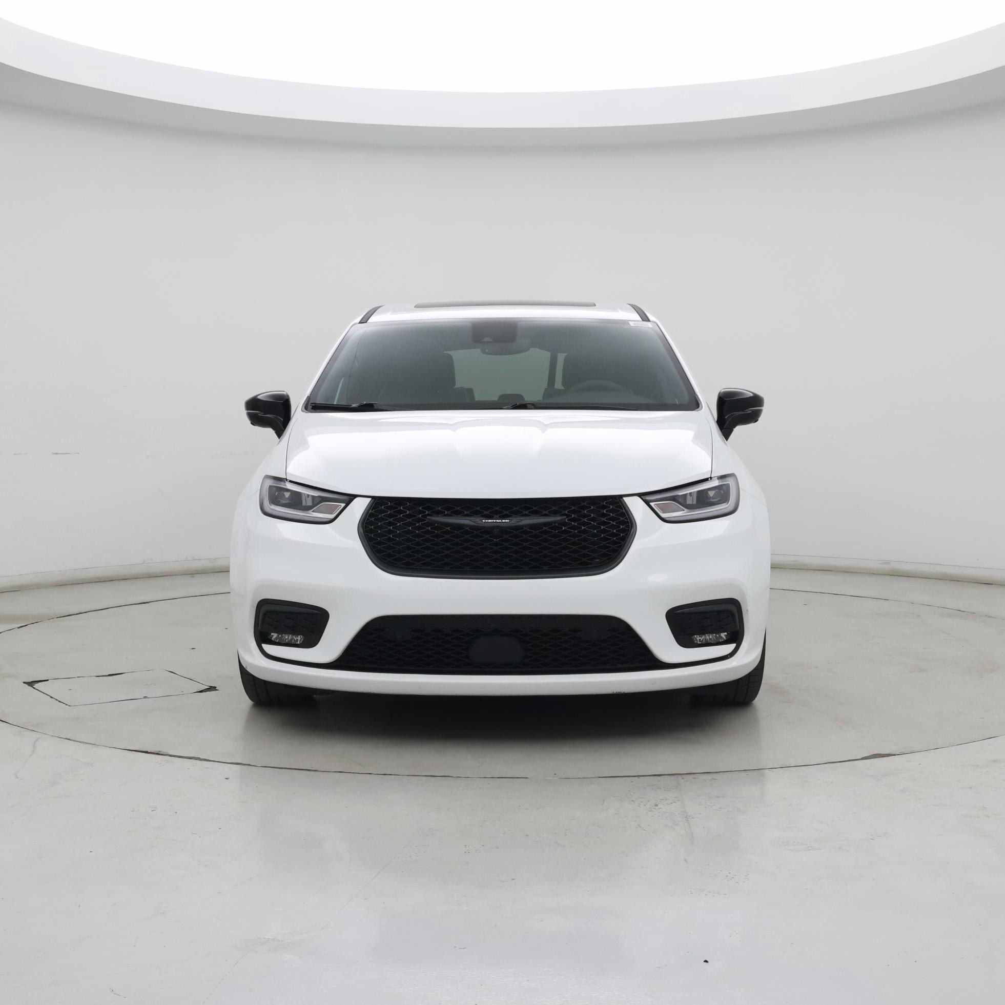 Thumbnail: 2023 Chrysler Pacifica - 5