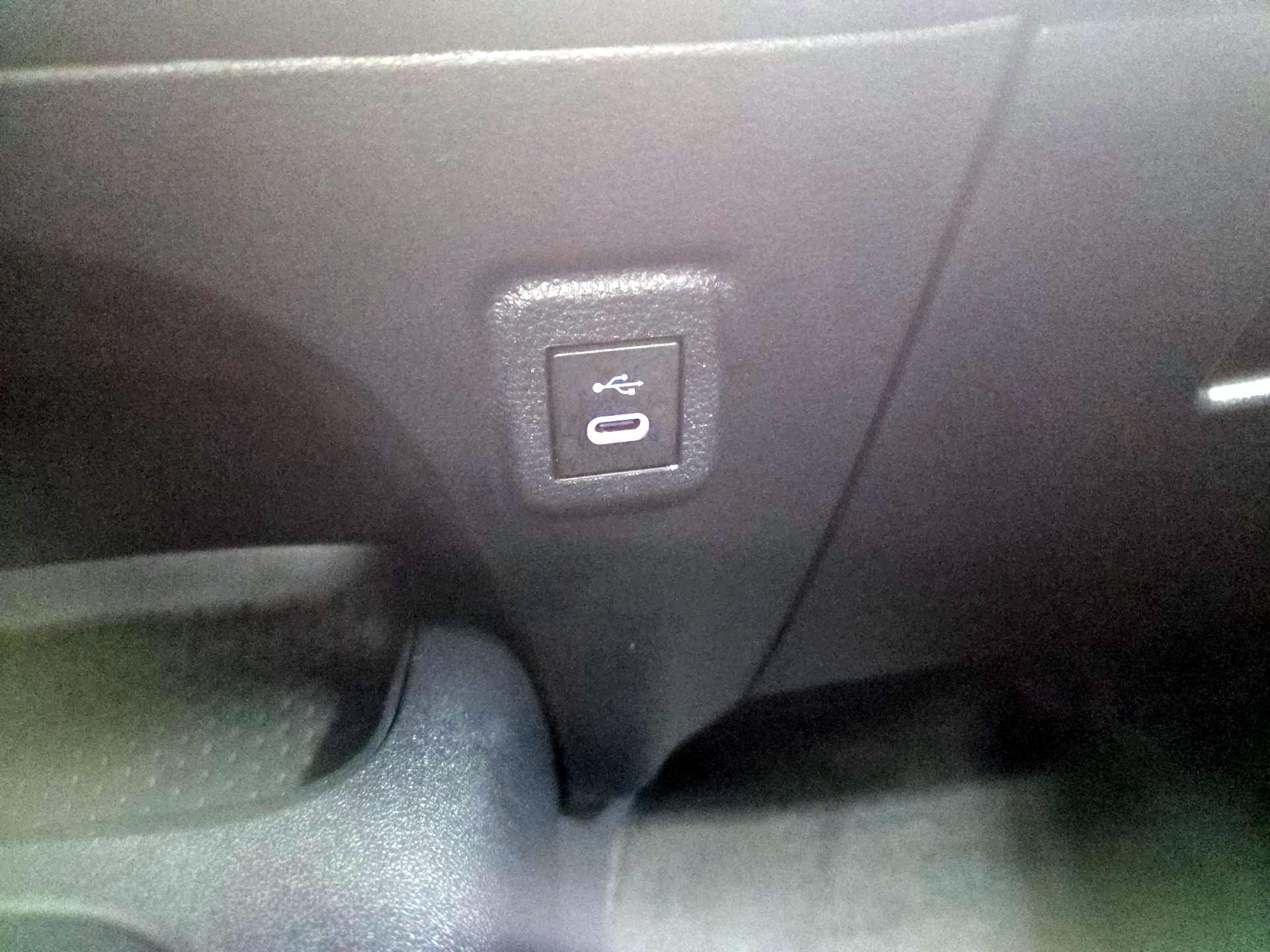 Thumbnail: 2023 Toyota Corolla - 18