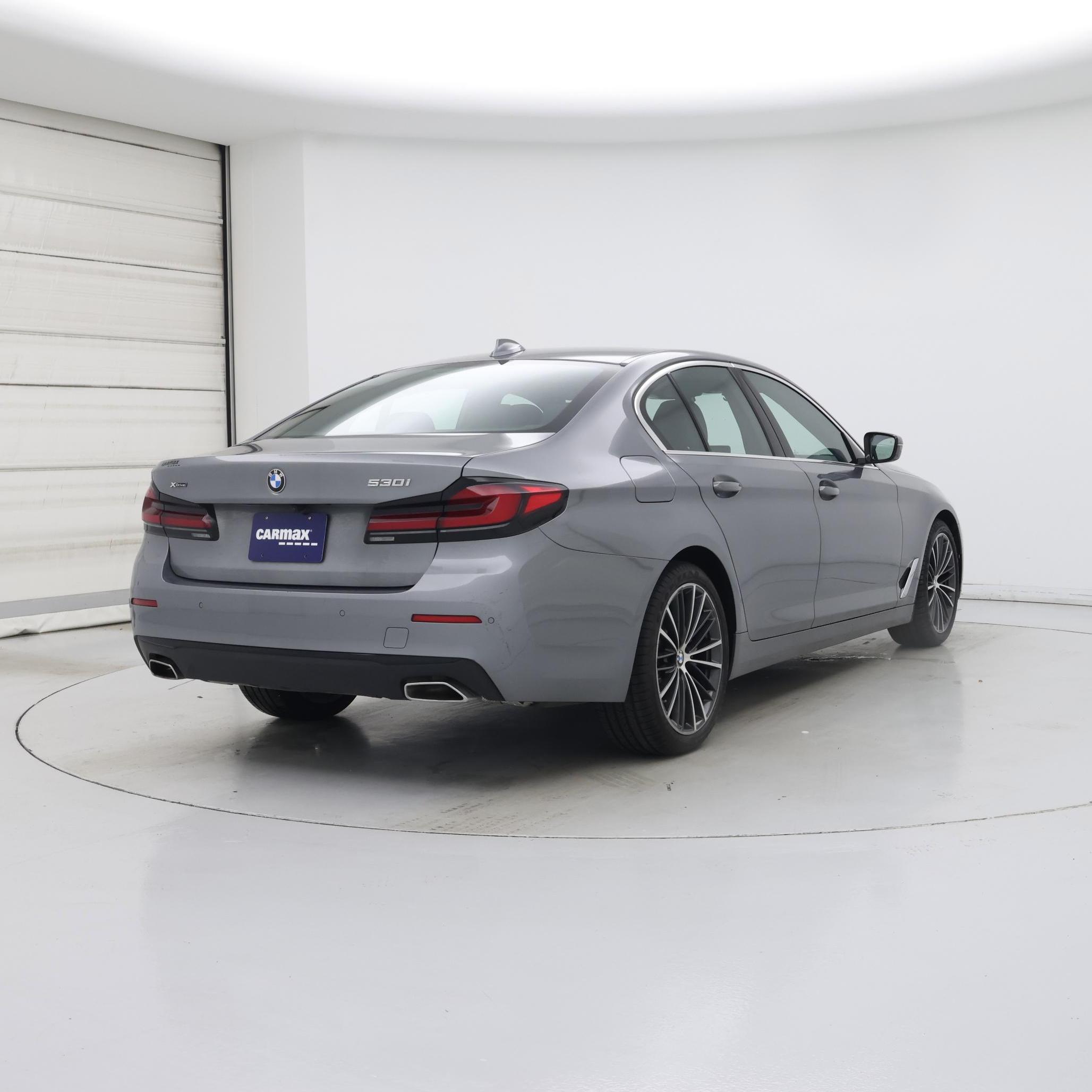 Thumbnail: 2023 BMW 5 Series - 8