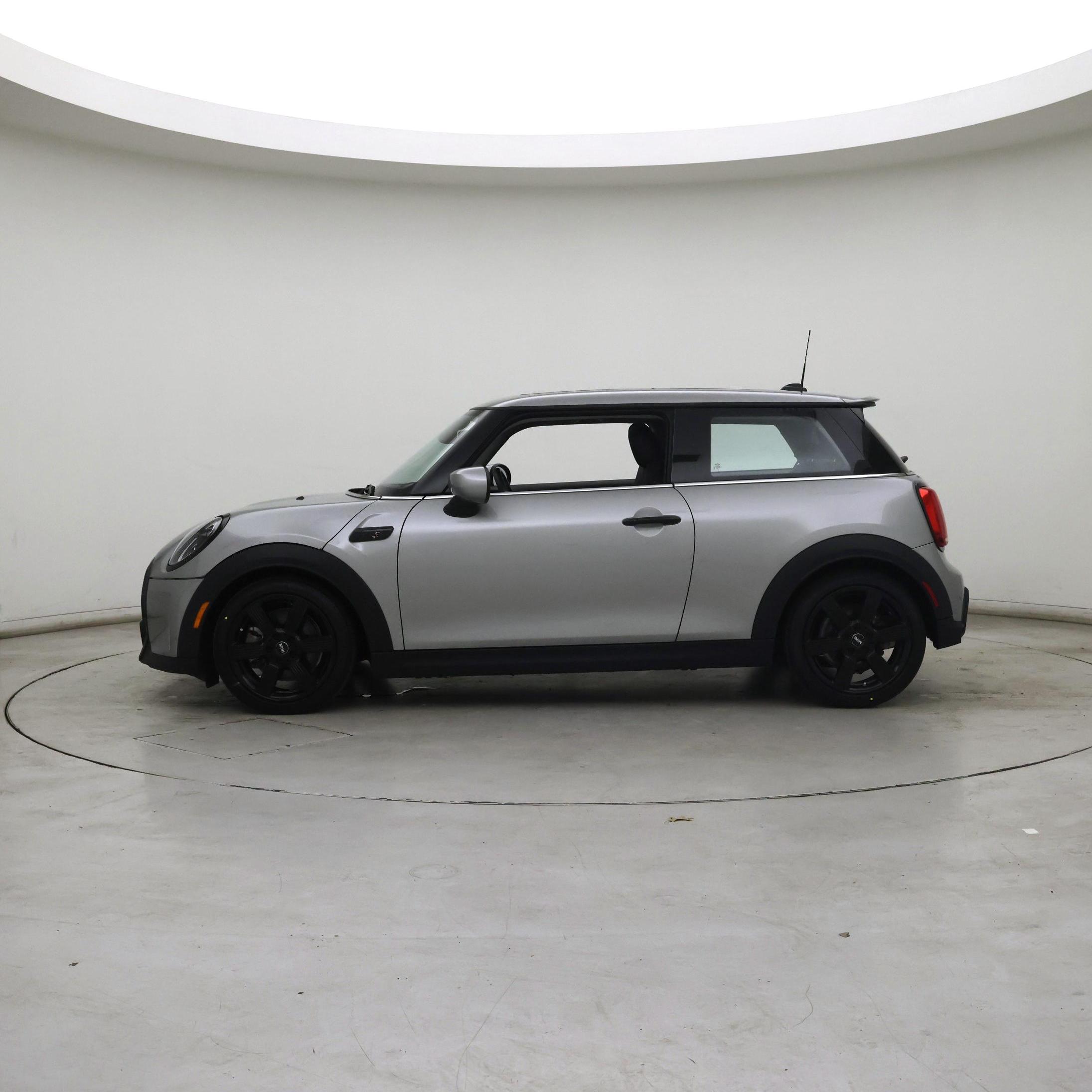 Thumbnail: 2024 MINI Cooper Hardtop - 3