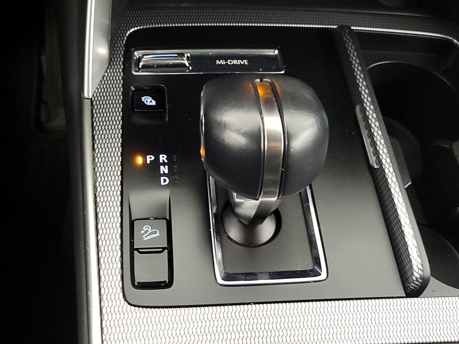 2024 Mazda CX-90 Preferred Package - Photo 18