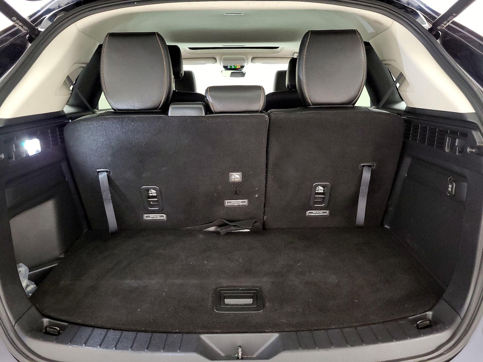 2024 Mazda CX-90 Preferred Package - Photo 23