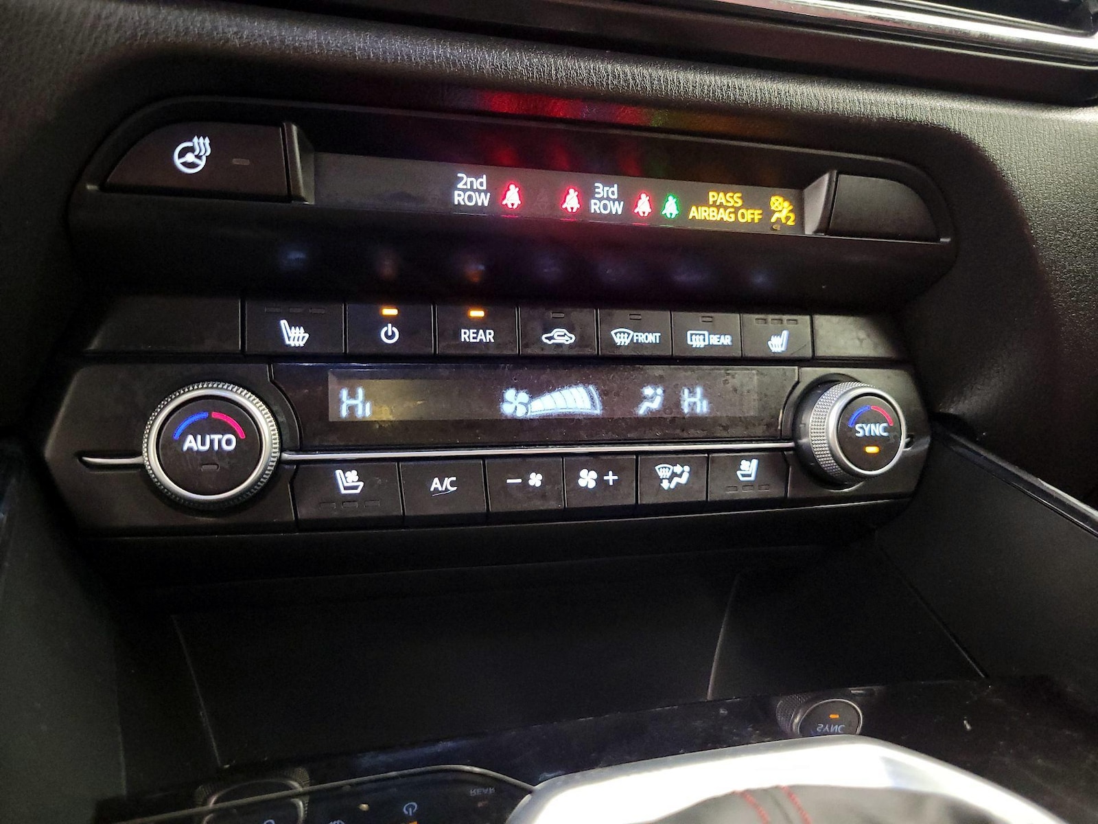 2023 Mazda CX-9 Carbon Edition - Photo 17