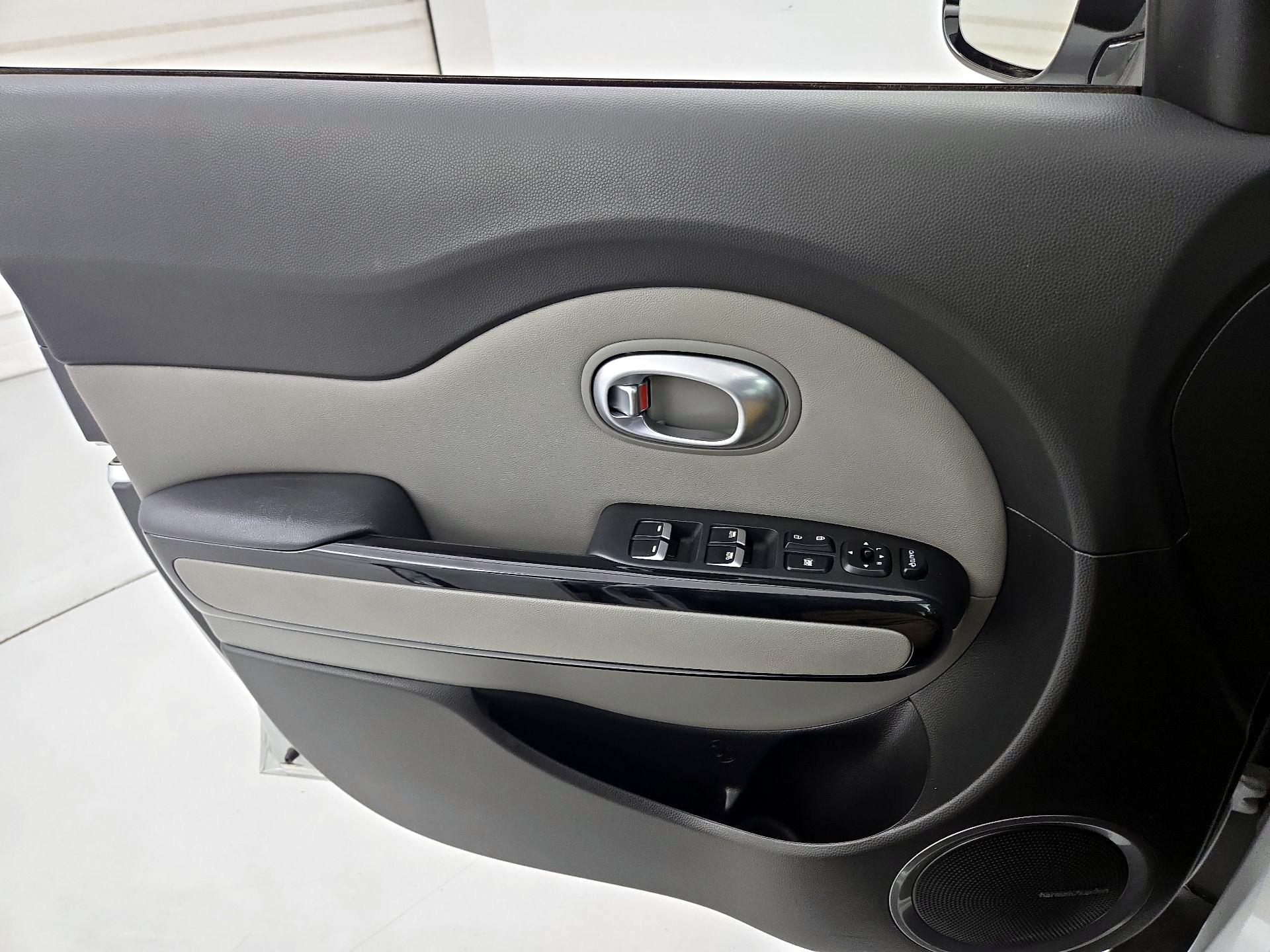 Thumbnail: 2019 Kia Soul - 12