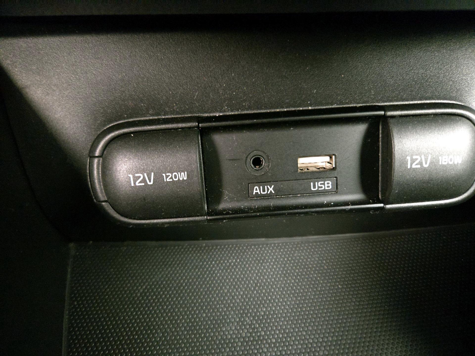 Thumbnail: 2019 Kia Soul - 19