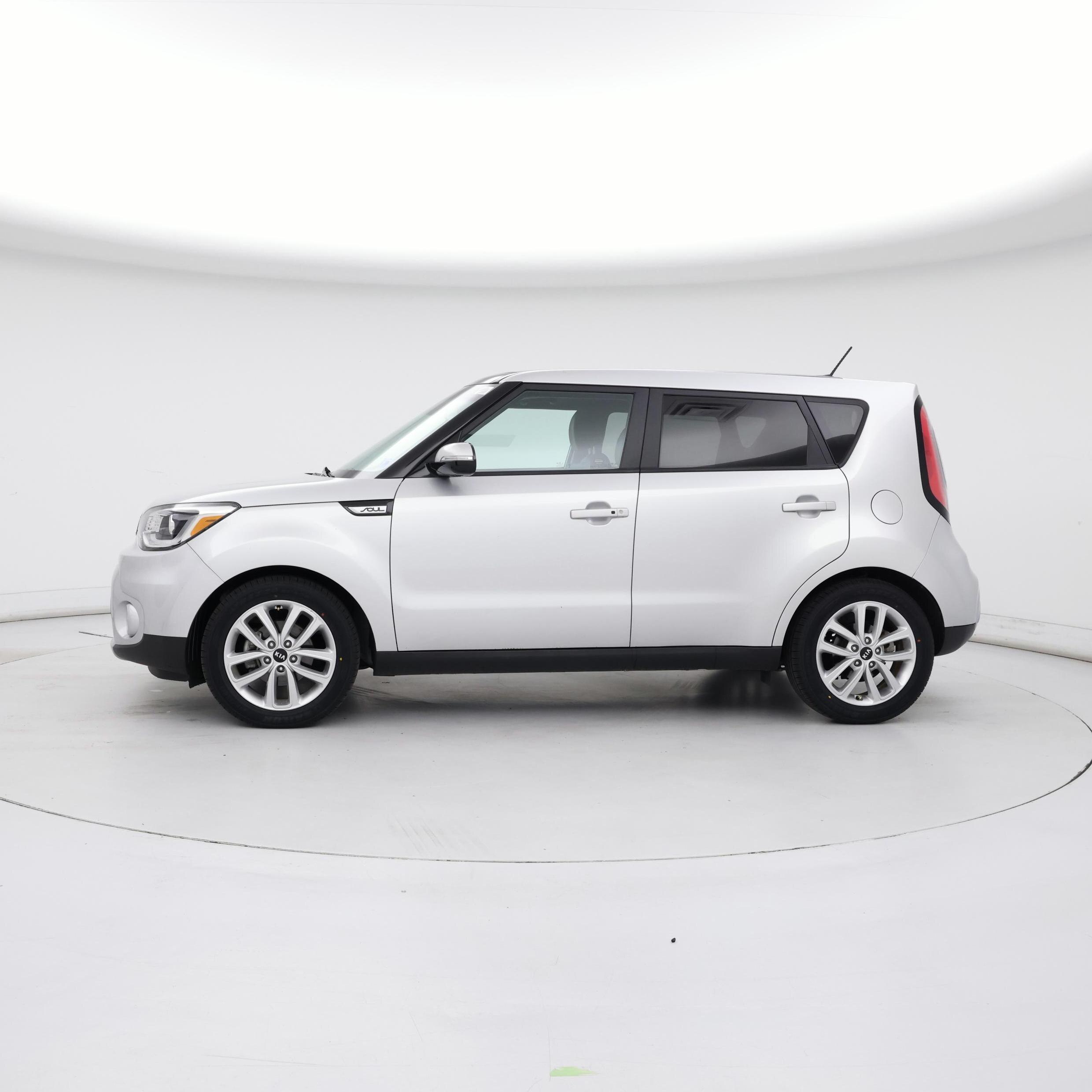 Thumbnail: 2019 Kia Soul - 3