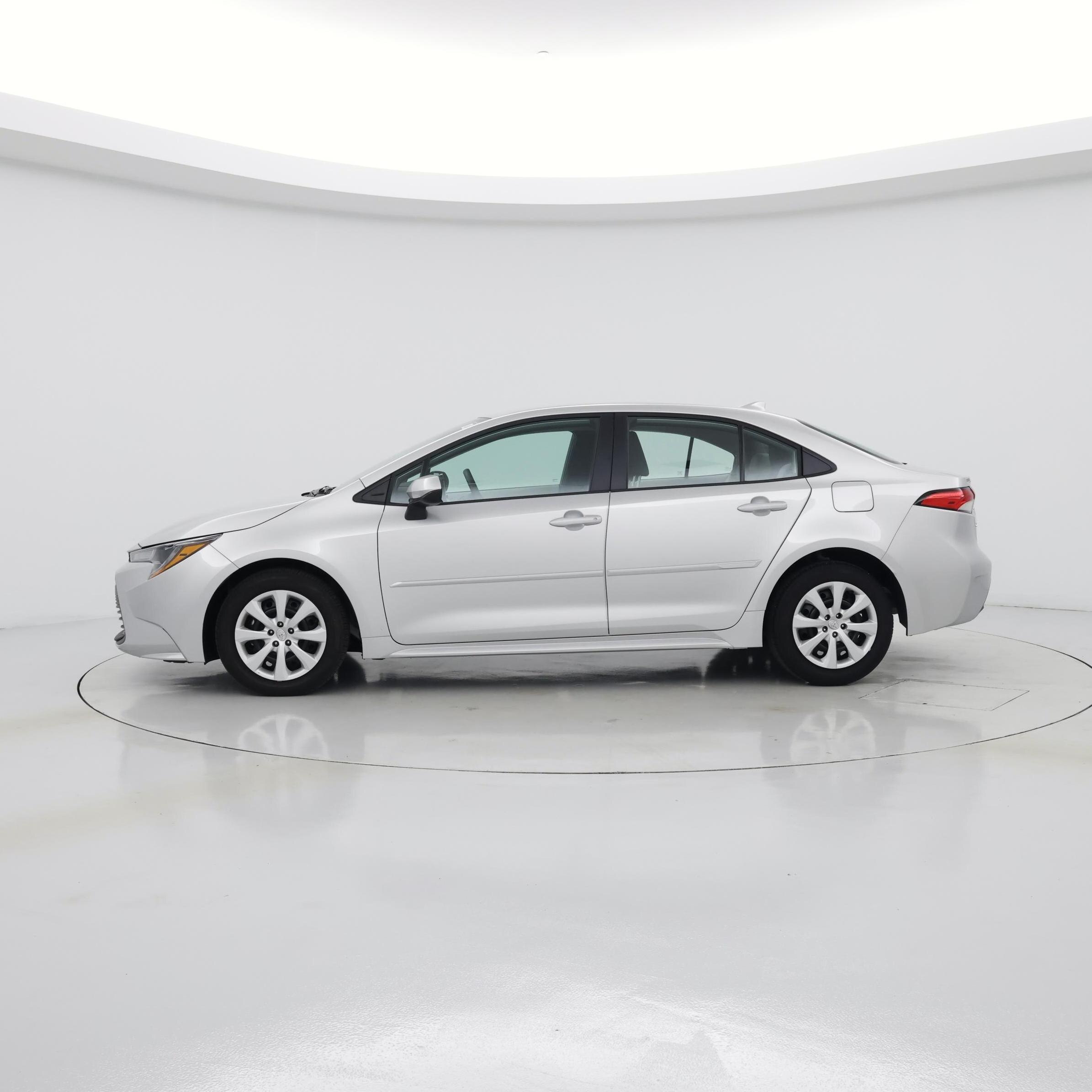 Thumbnail: 2025 Toyota Corolla - 3